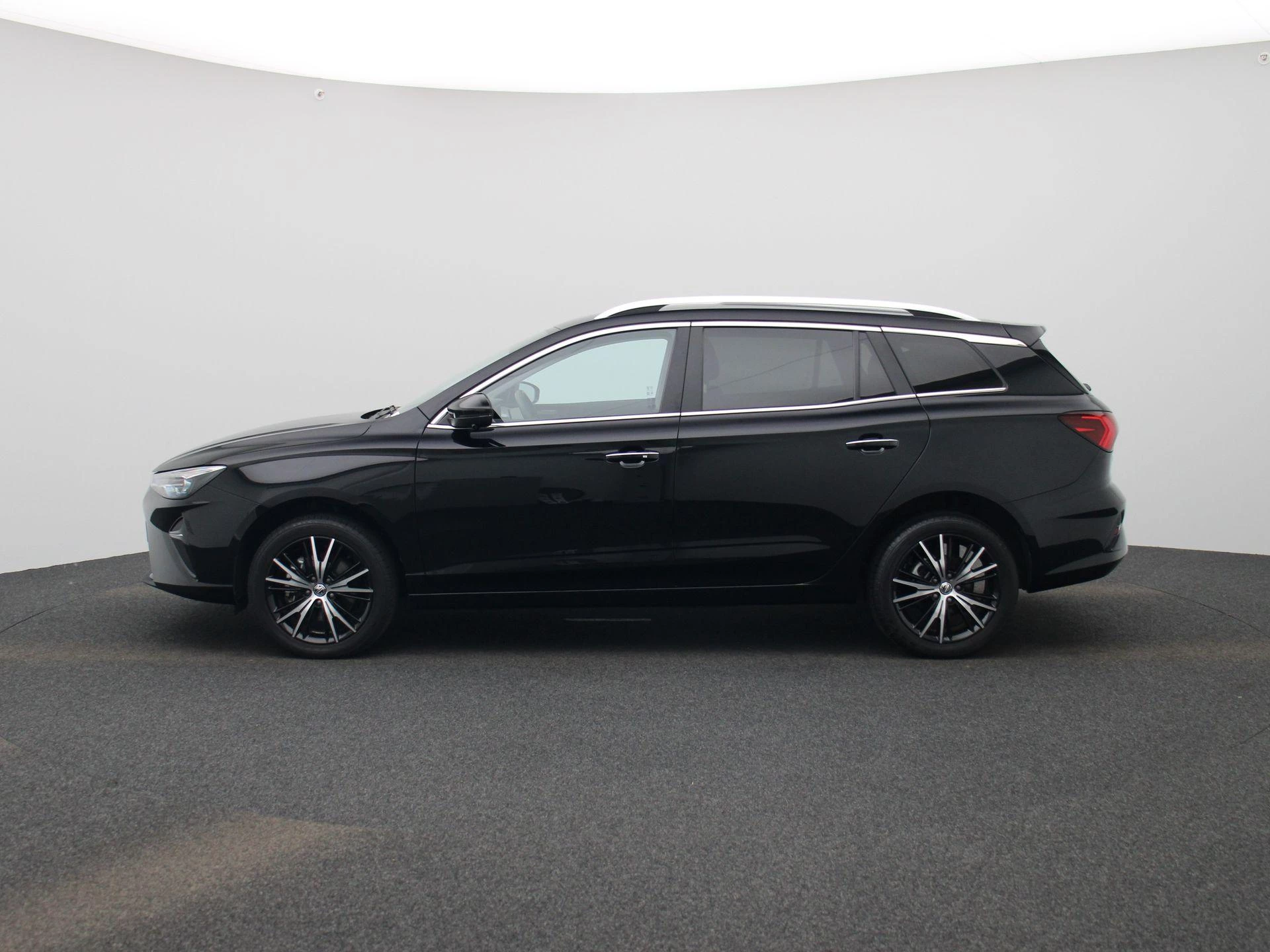 MG MG5 Electric Long Range Luxury 61 kWh