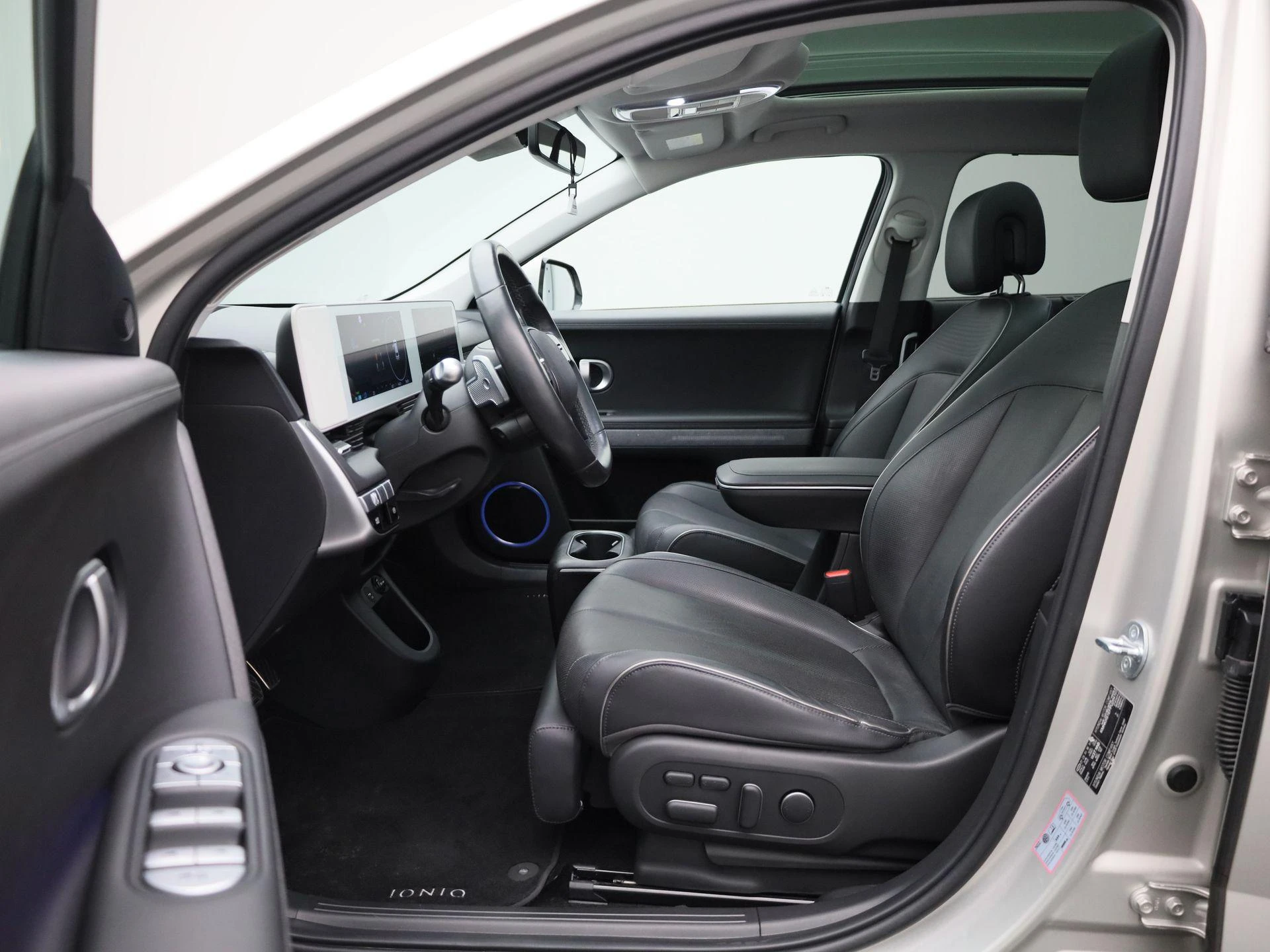 Hyundai-IONIQ 5-image-9