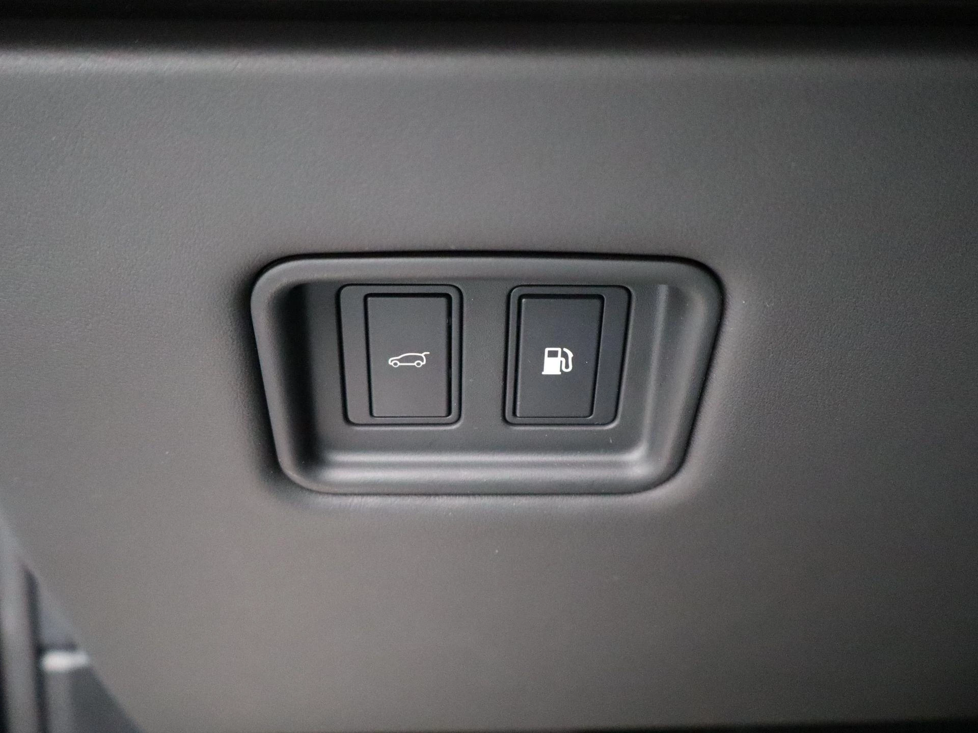 Land Rover-Range Rover Sport-image-28