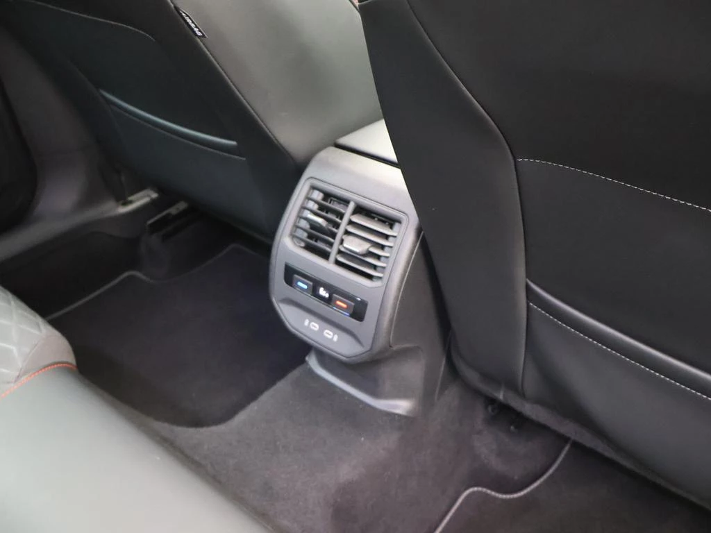 SEAT Leon ST e-Hybrid Leon Break PHEV FR 1.4e-HYBRID 204PK *AUTOMAAT*CAMERA*PDC*PANODAK*APP-CONNECT*VIRTUAL COCKPIT*...*