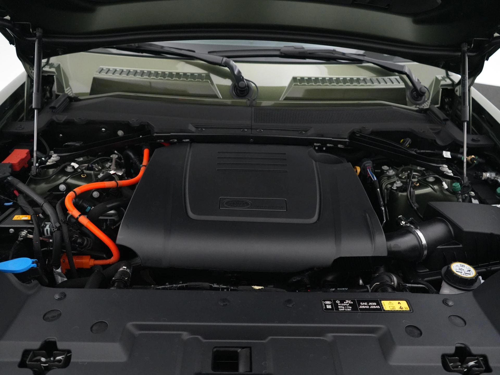 Land Rover-Defender-image-47