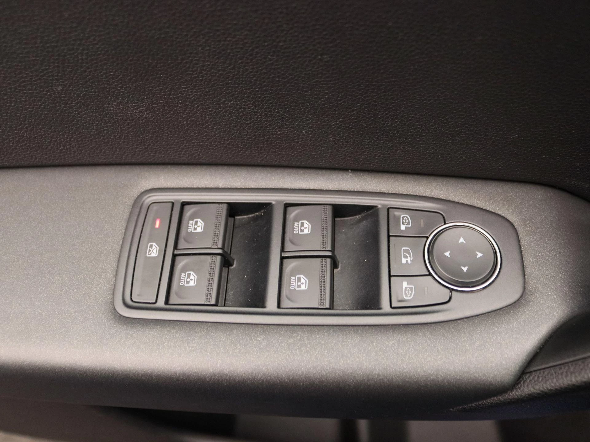 Renault-Captur-image-22