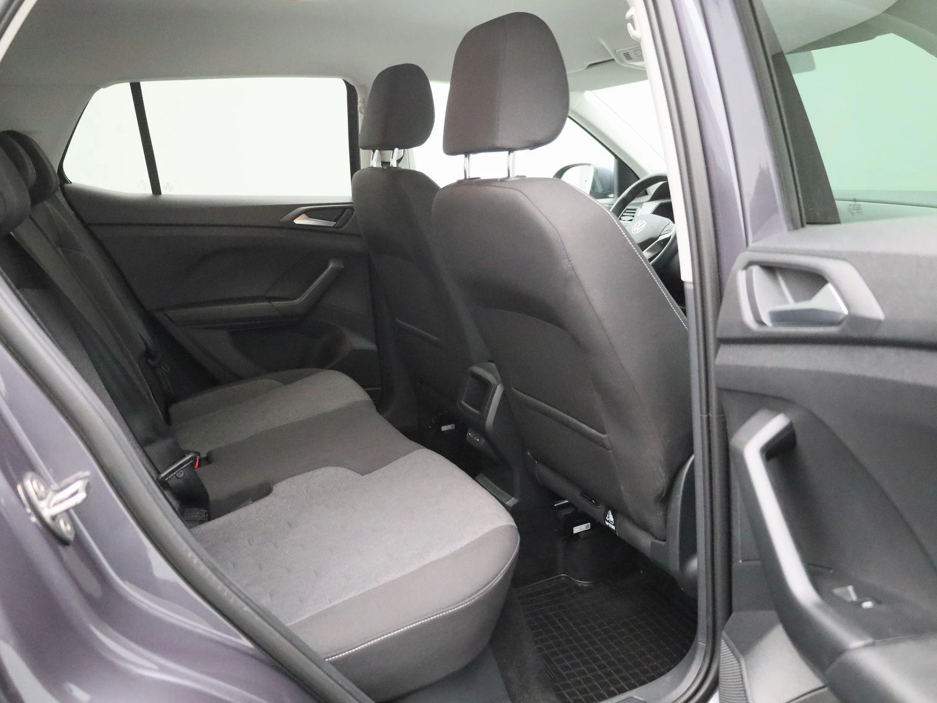 Volkswagen-T-Cross-image-29