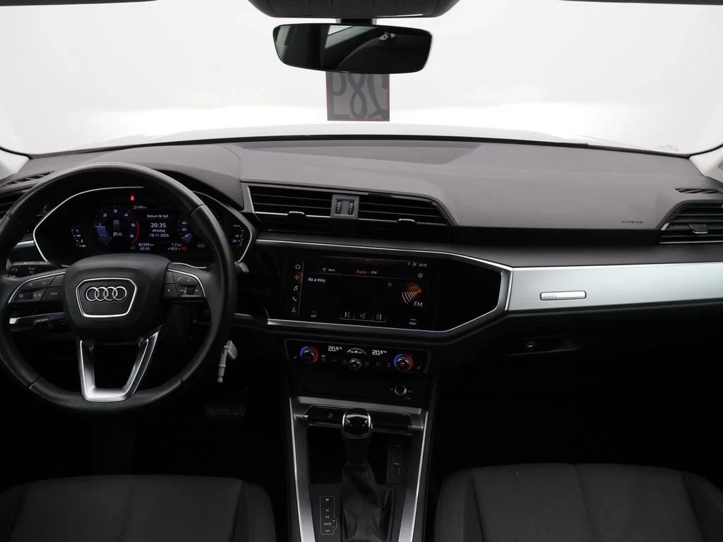 Audi-Q3-image-14