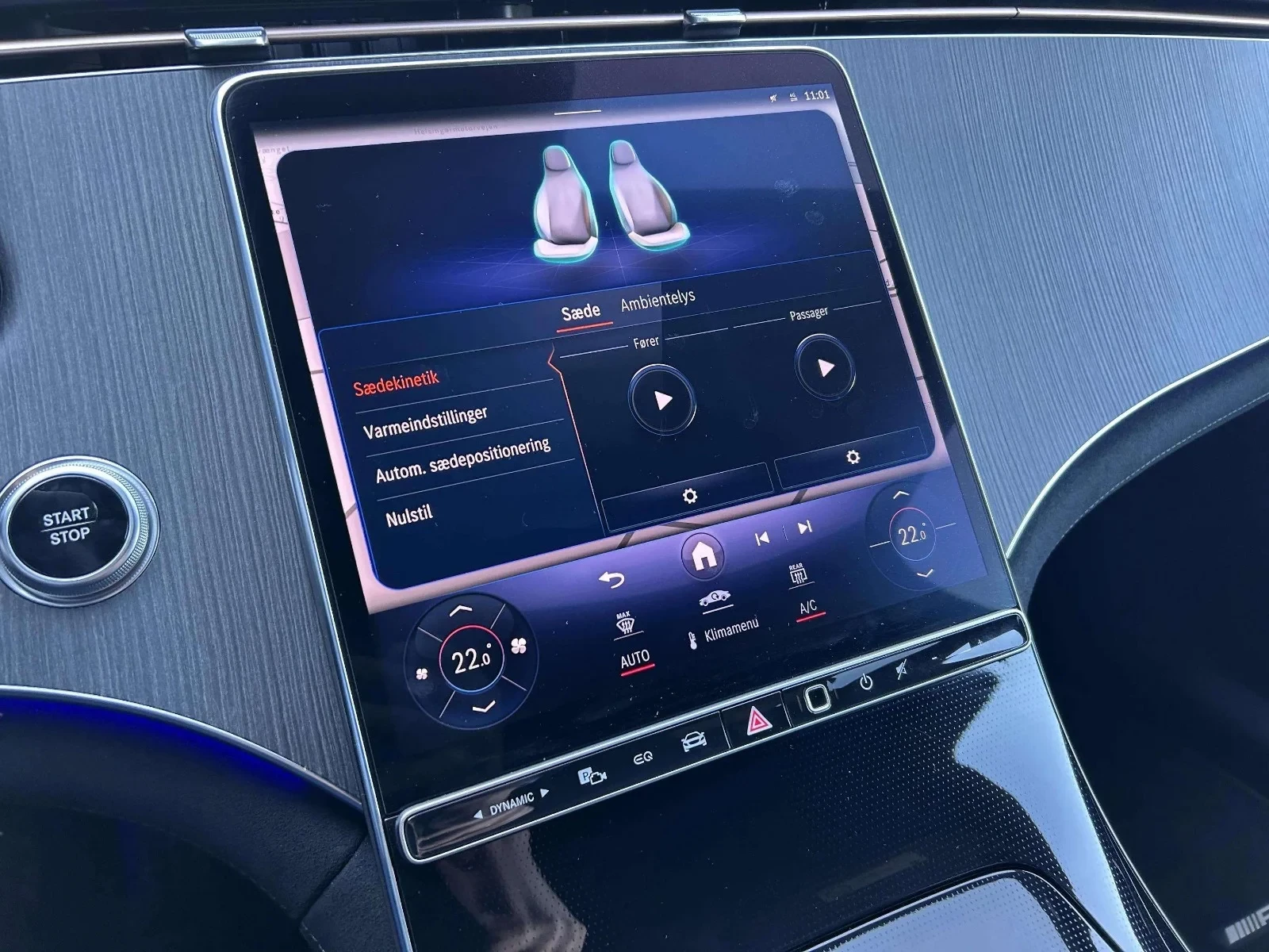 Mercedes-Benz-EQE-image-15