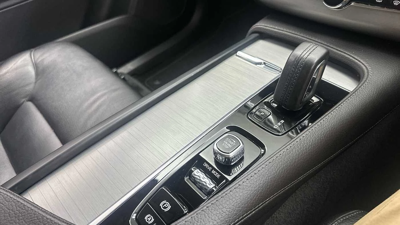 Volvo-XC90-image-24