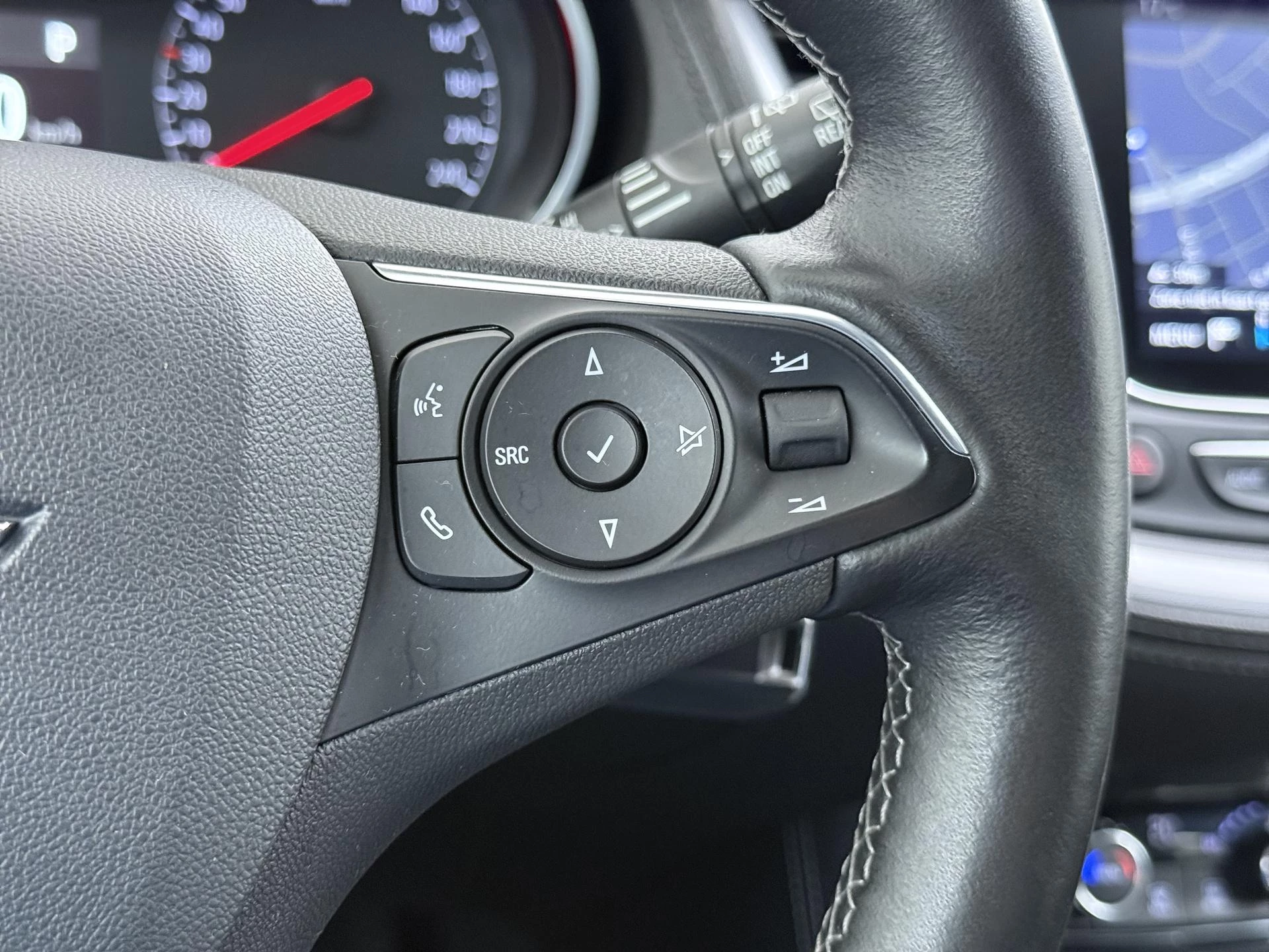 Opel-Grandland X-image-21