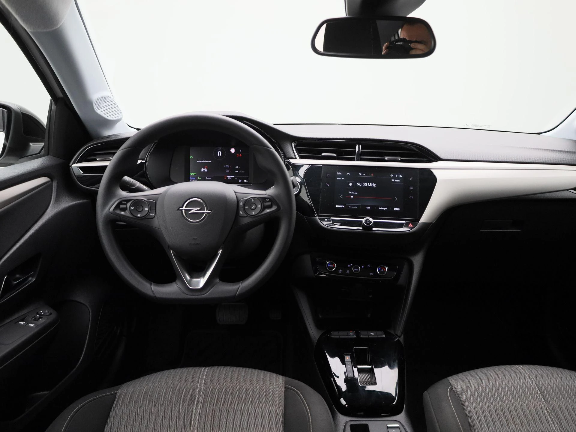 Opel-Corsa-e-image-6