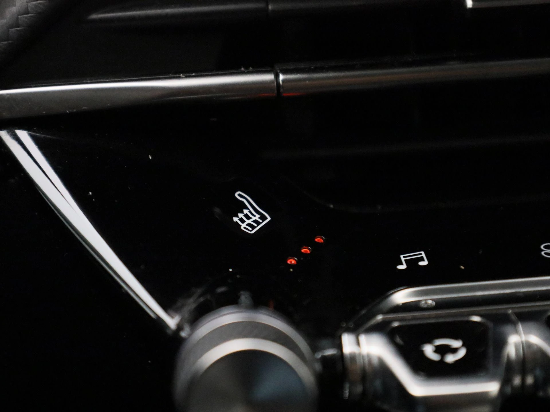 Peugeot-2008-image-18