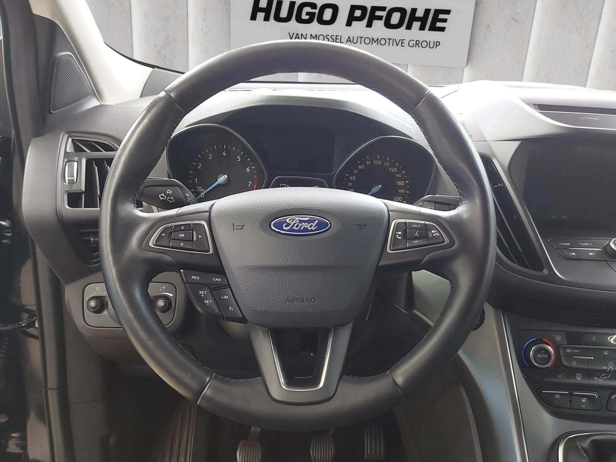 Ford Kuga 1.5 EcoBoost Cool&Connect 4x2 Start/St (EURO