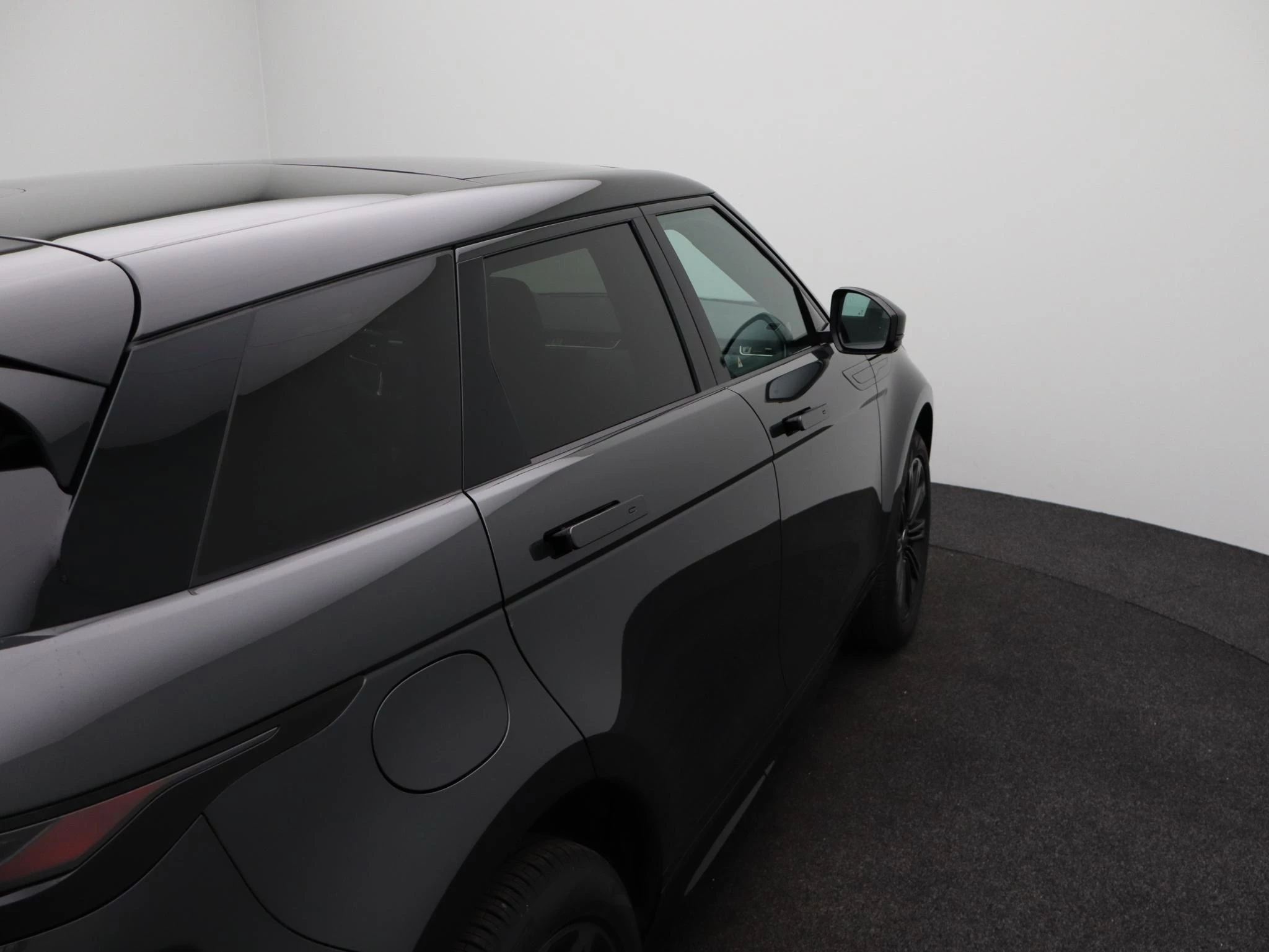 Land Rover-Range Rover Evoque-image-43