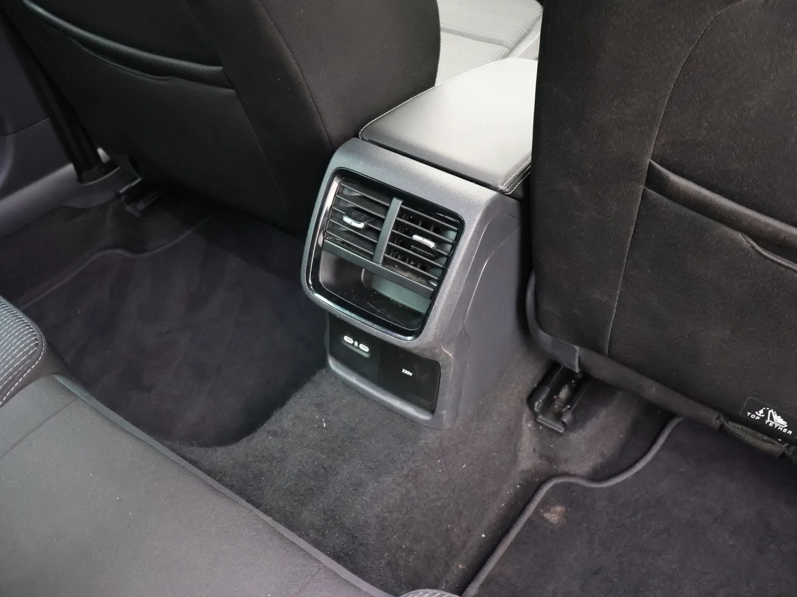 Škoda Octavia Combi Octavia 1.0TSI Ambition *TREKHAAK*CAMERA*PDC*CRUISE CONTROL*VIRTUAL COCKPIT*NAVI*SFEERVERLICHTING*AP