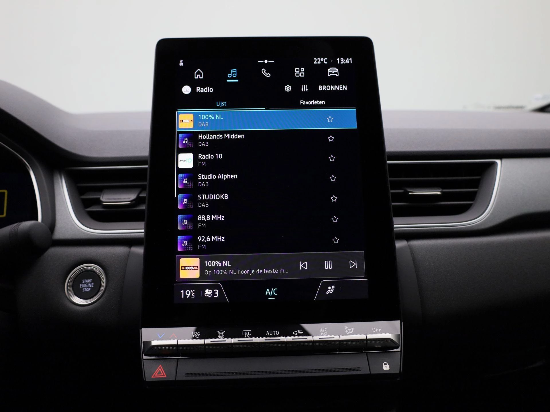 Renault-Captur-image-20