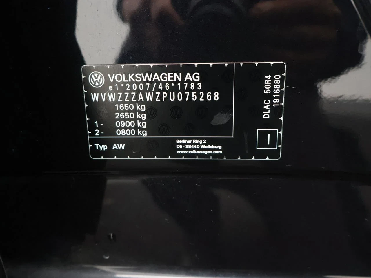 Volkswagen-Polo-image-26