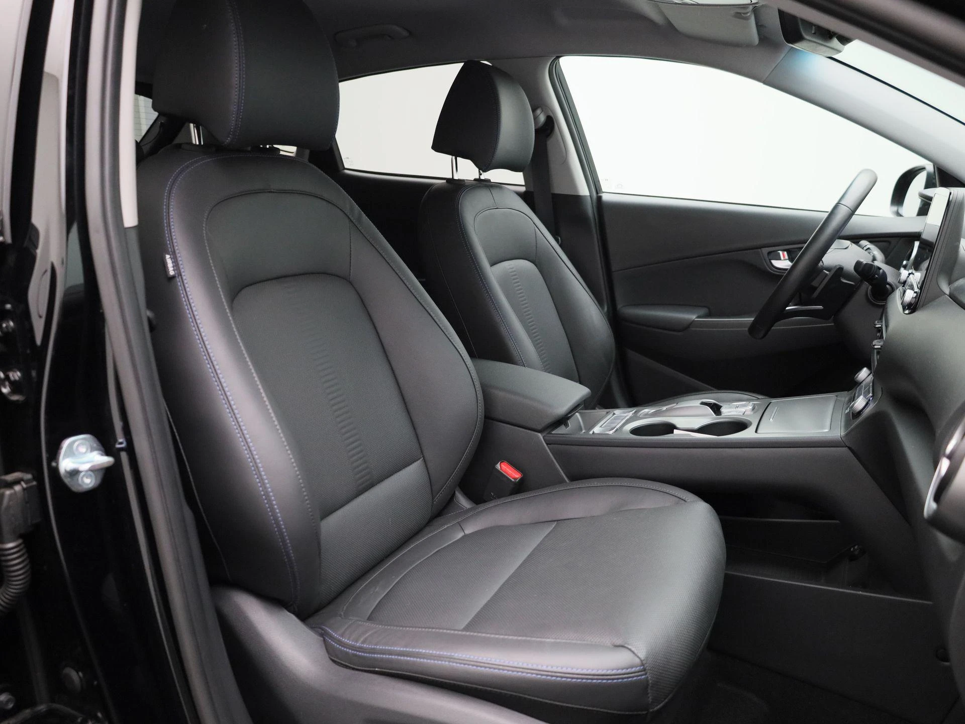 Hyundai-Kona-image-36