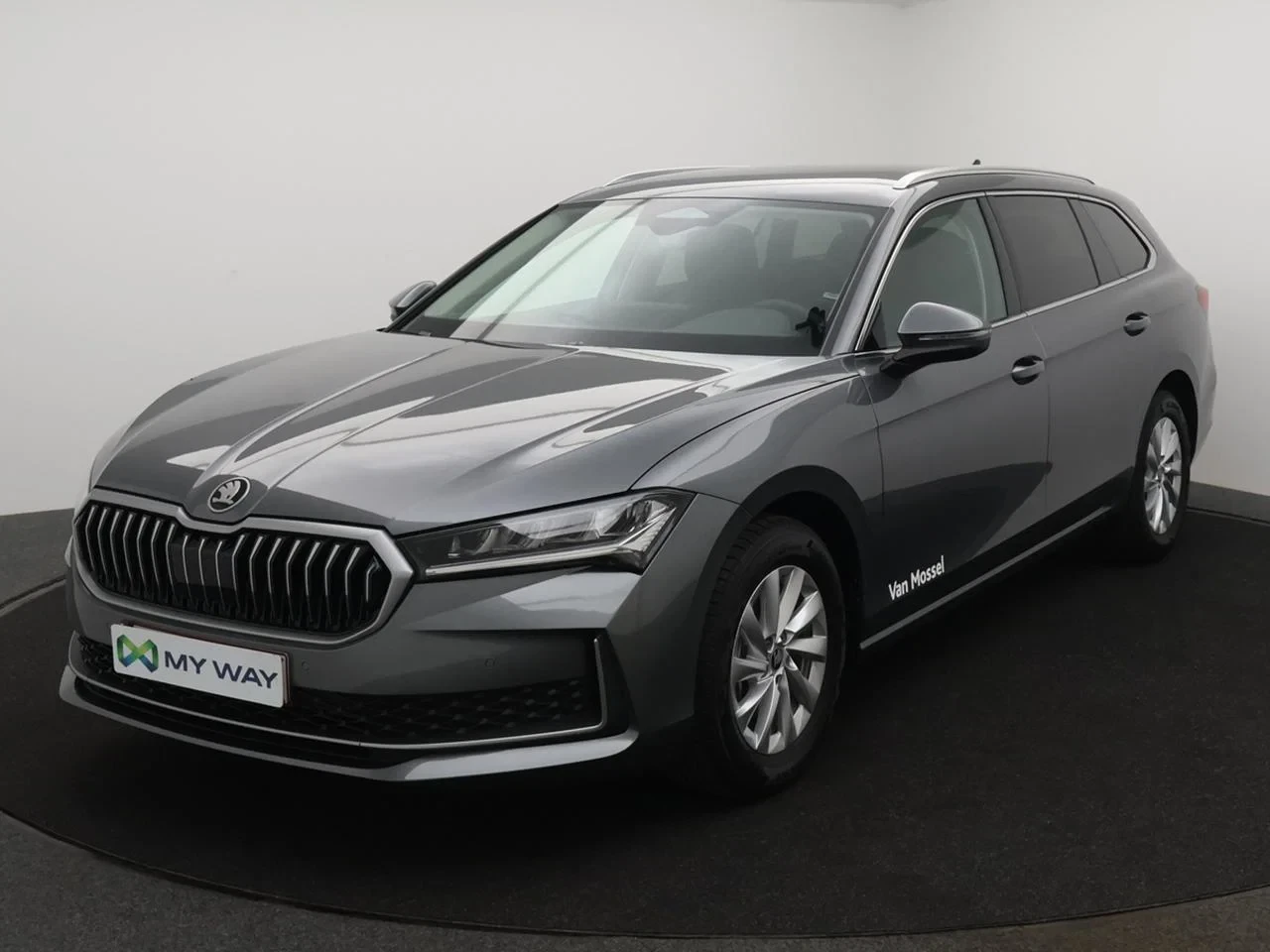 Škoda-Superb-image-0
