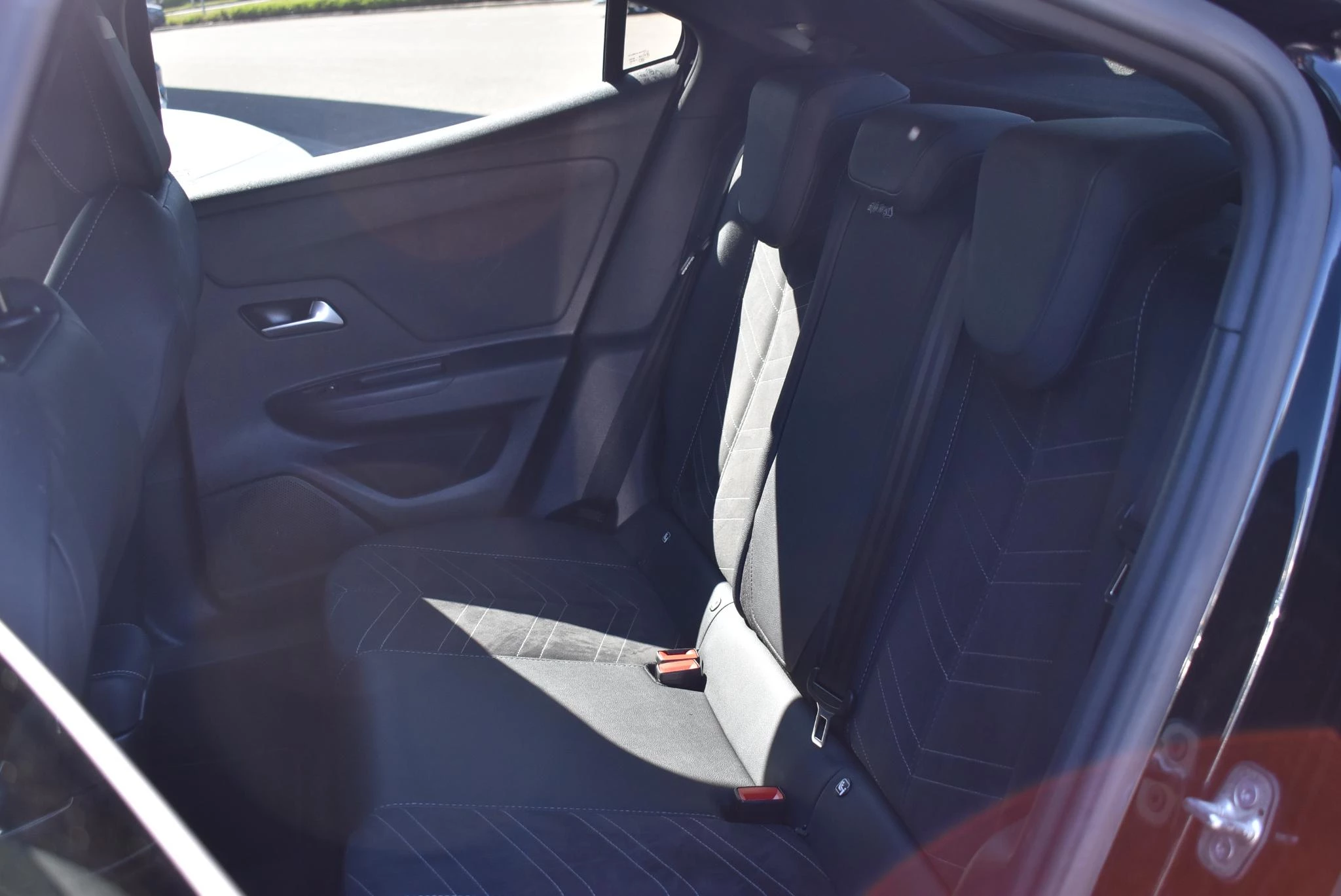 Opel-Mokka-e-image-37