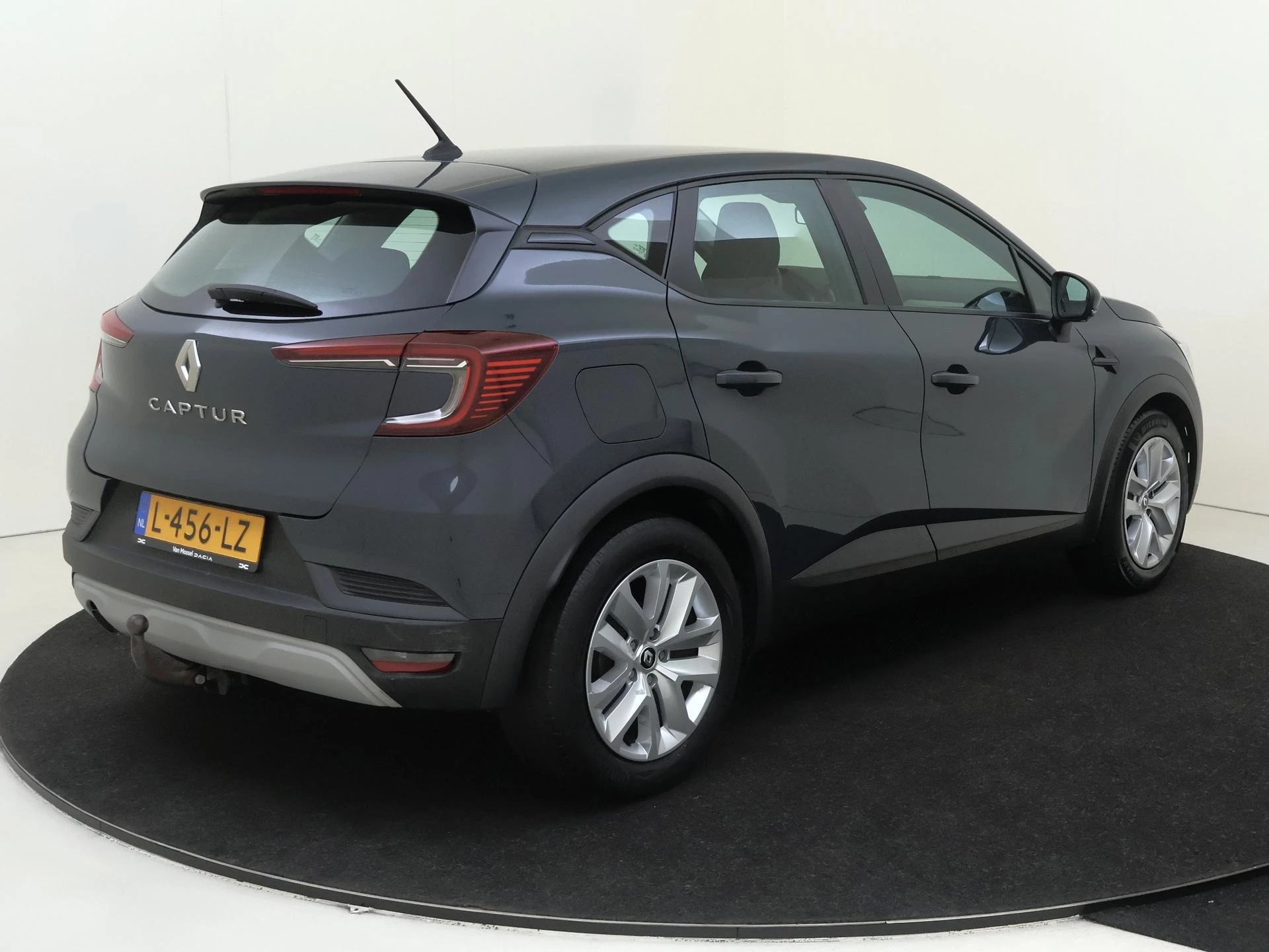Renault-Captur-image-3