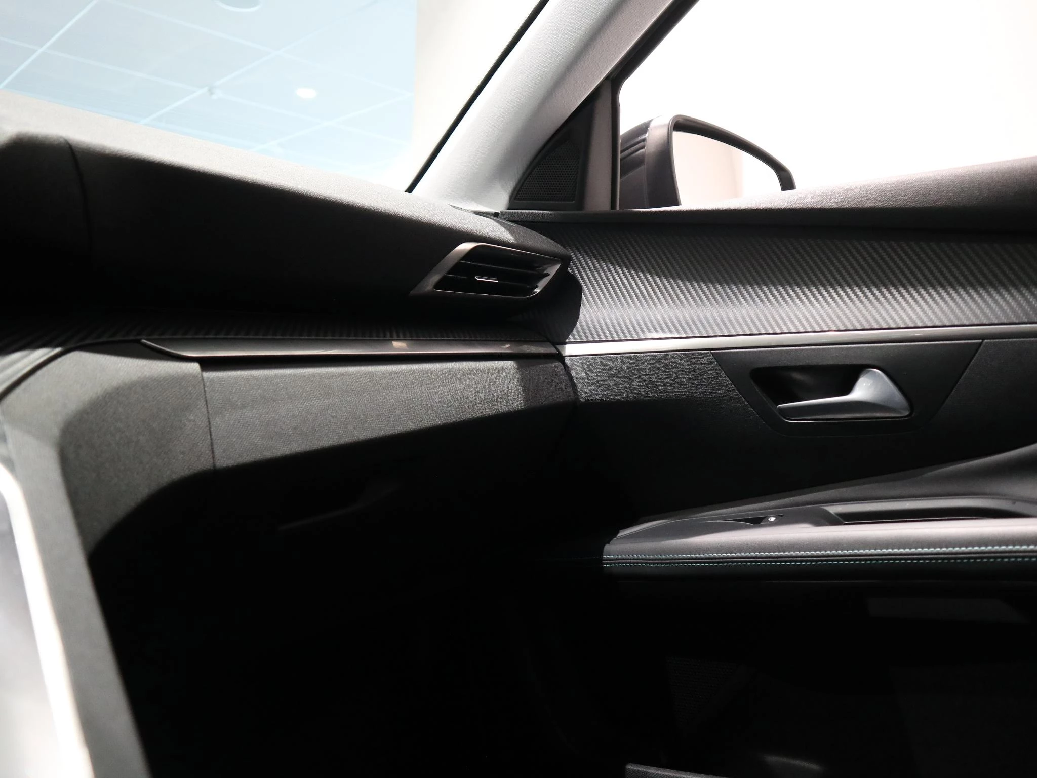 Peugeot-3008-image-20