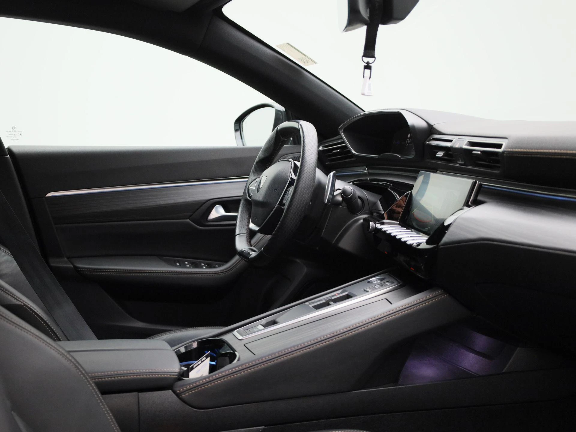 Peugeot-508-image-37
