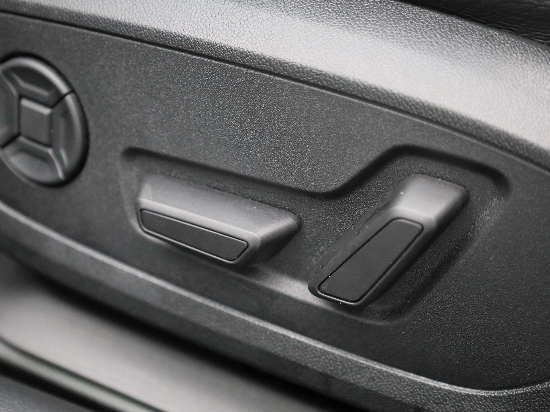 Audi-A6-image-36