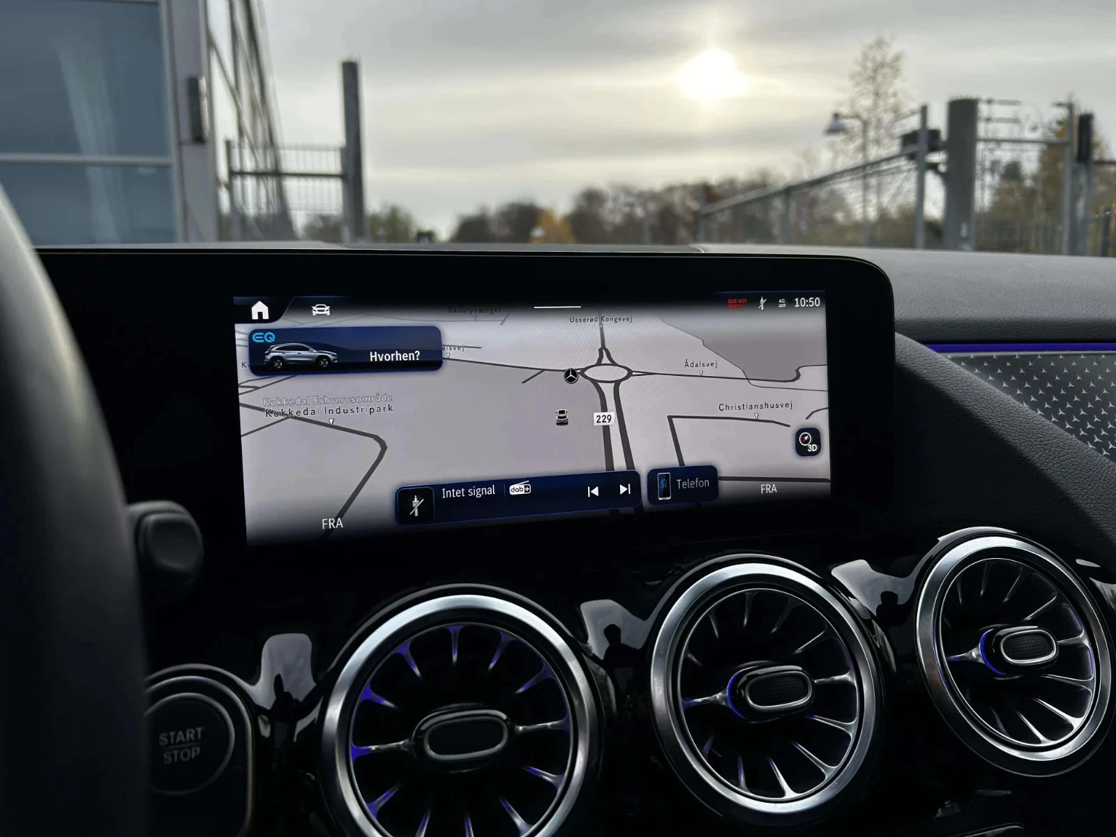 Mercedes-Benz-EQA-image-17