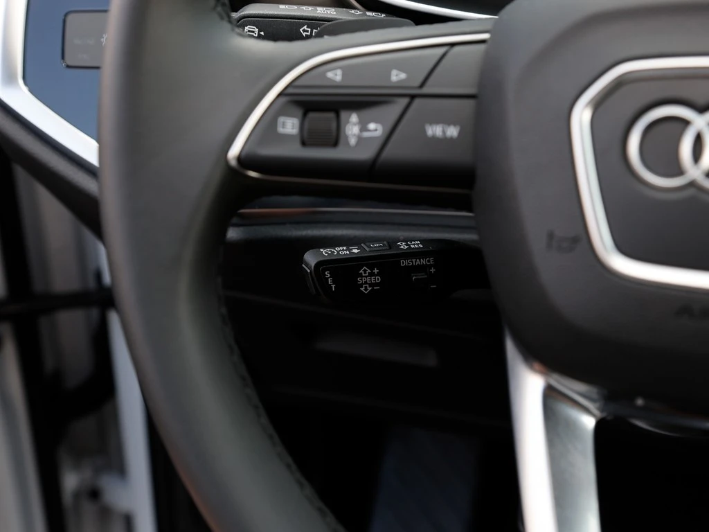 Audi-Q3-image-19