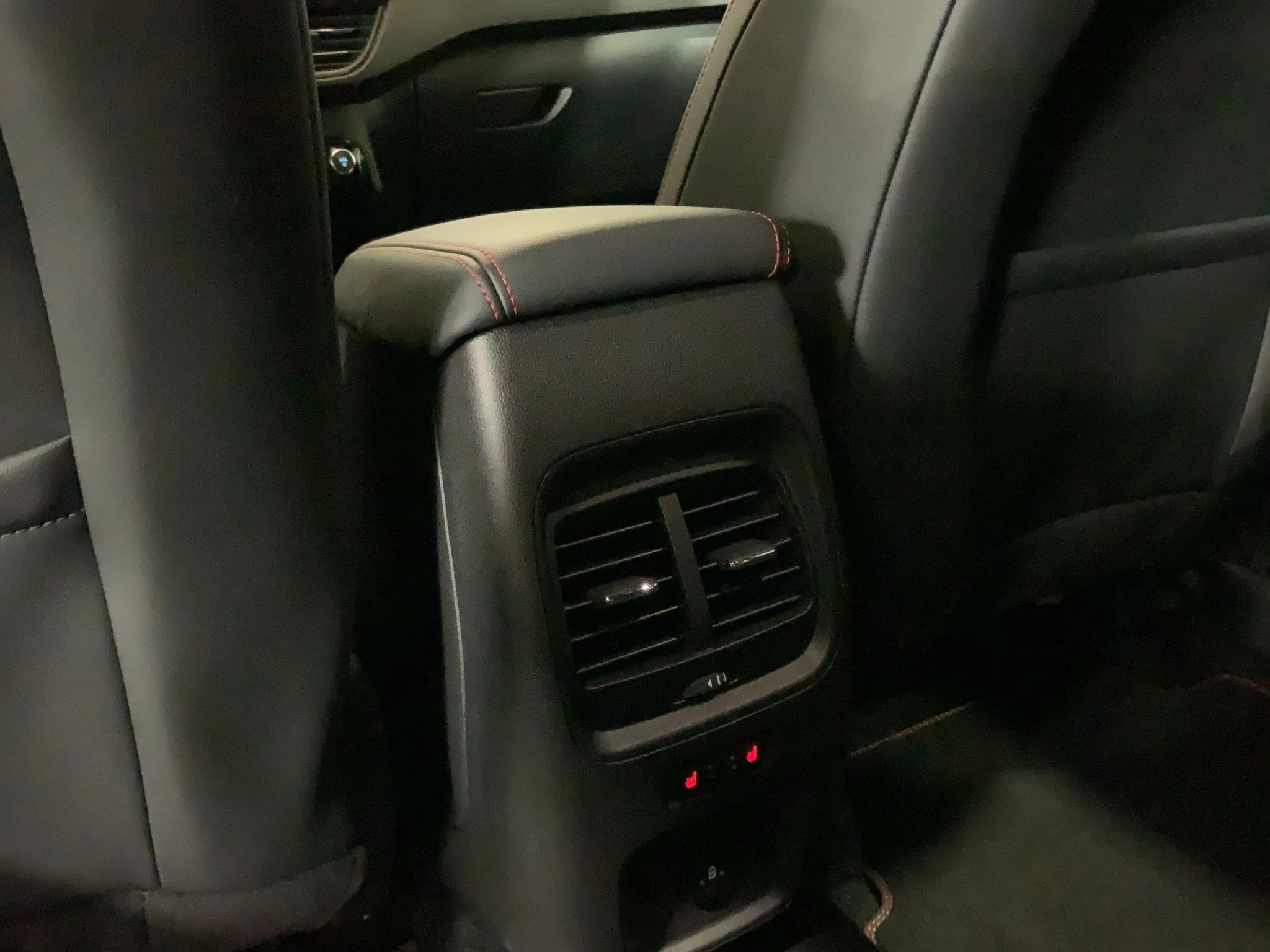 Ford Kuga ST-Line X Aut.*360GRAD*LED-MATRIX*NAVI*GRA*WINTER-PKT.