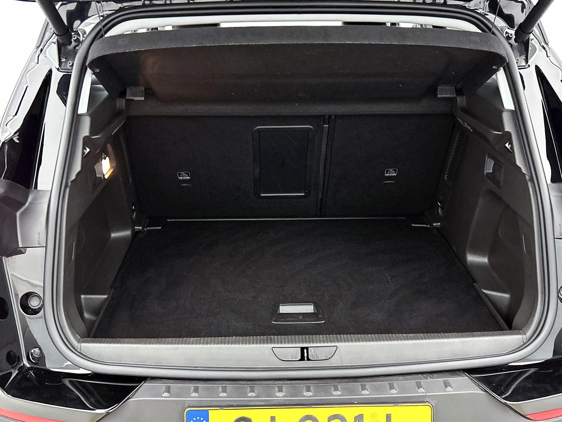 Opel-Grandland X-image-13