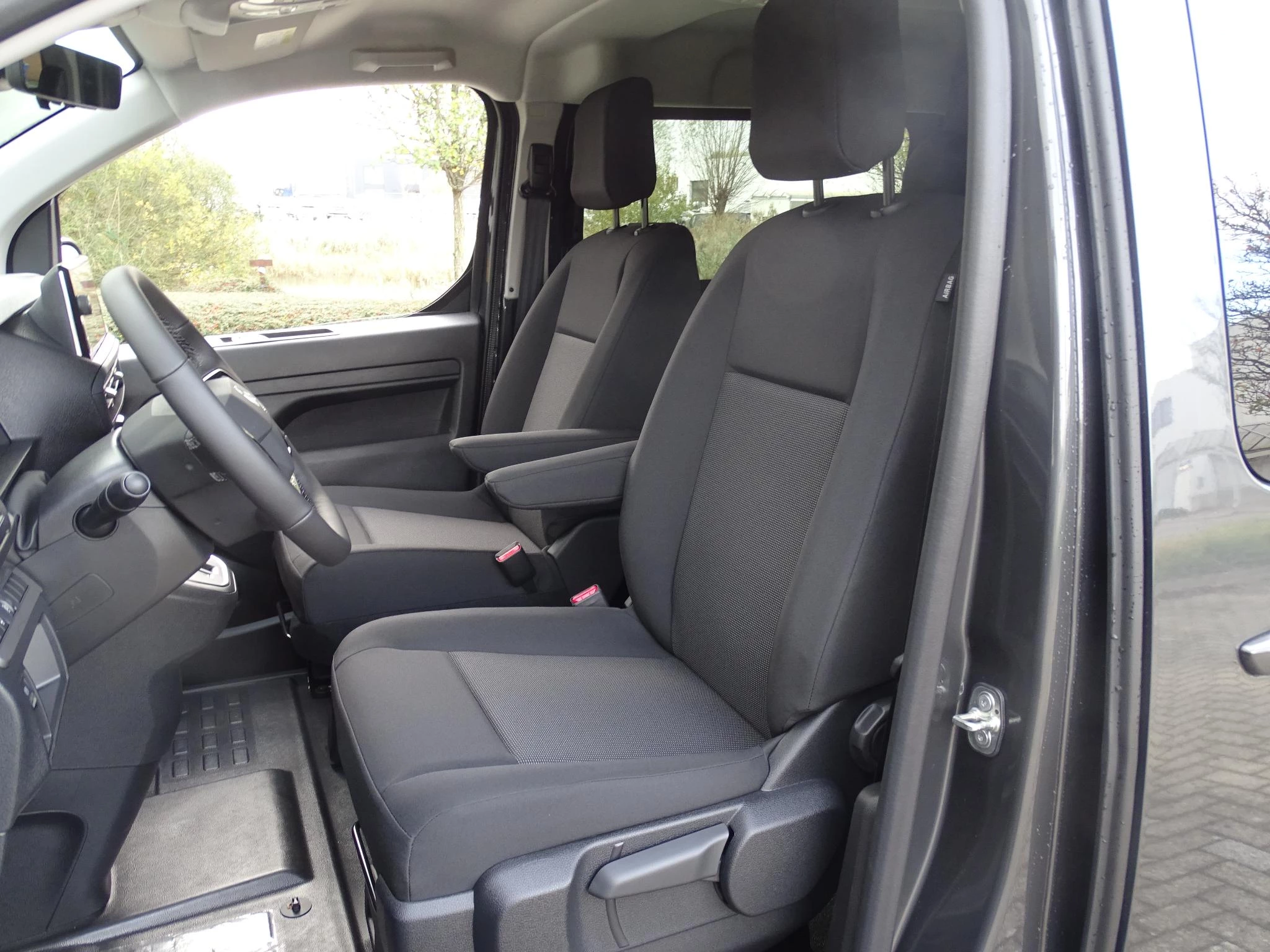 Peugeot-Expert-image-8