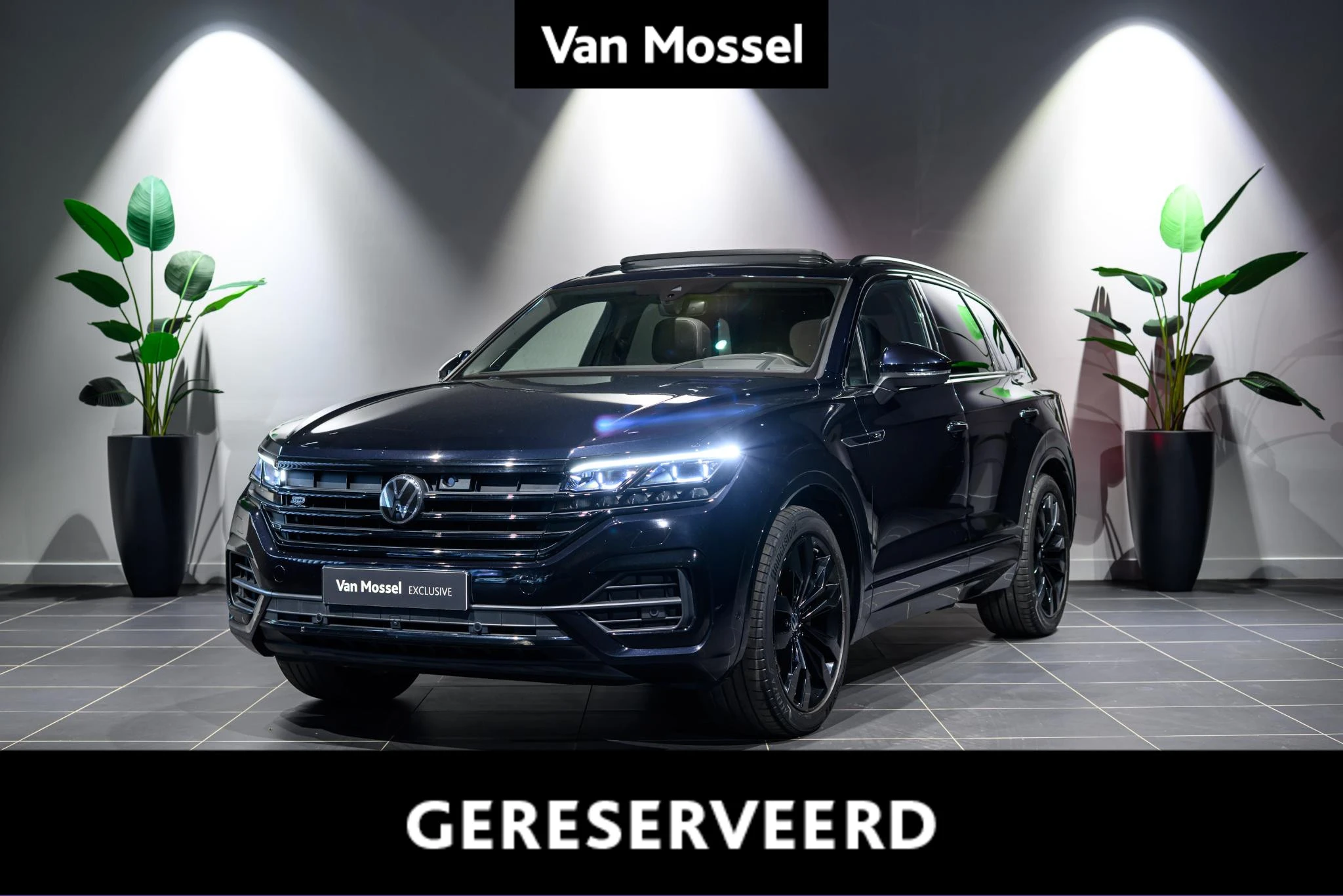 Volkswagen-Touareg-image-0