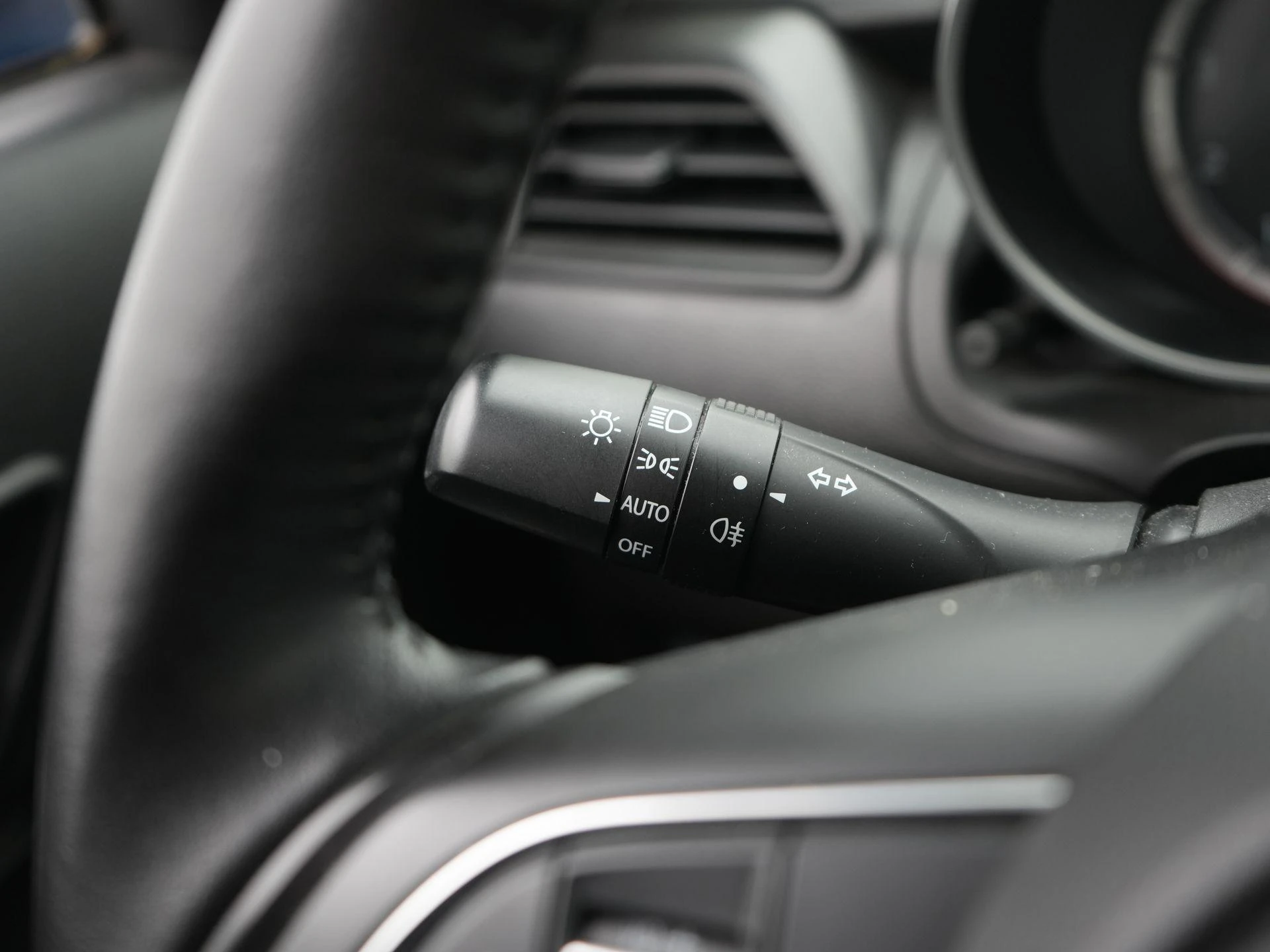 Suzuki-Swift-image-17