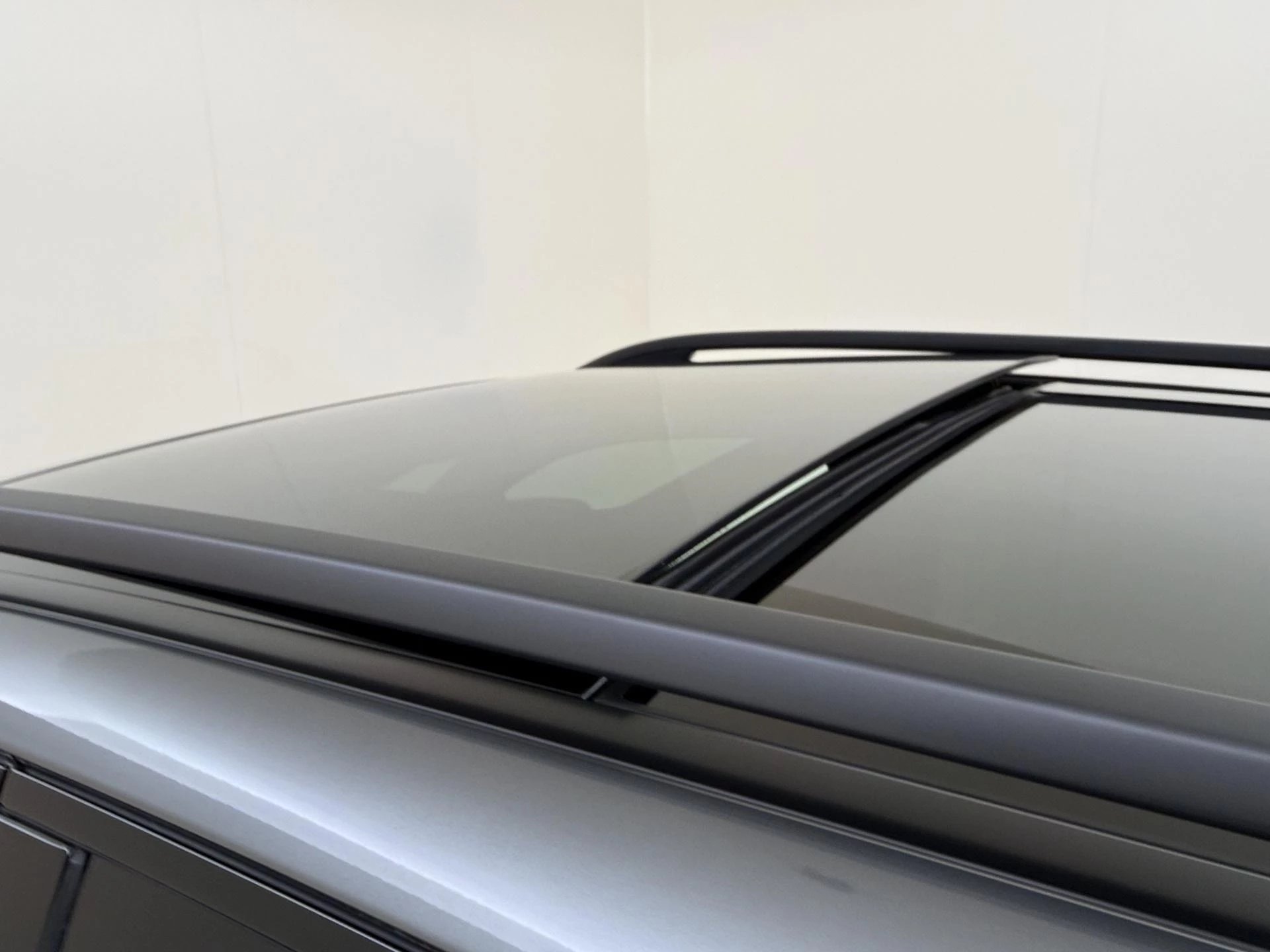 Mercedes-Benz-GLE-image-33