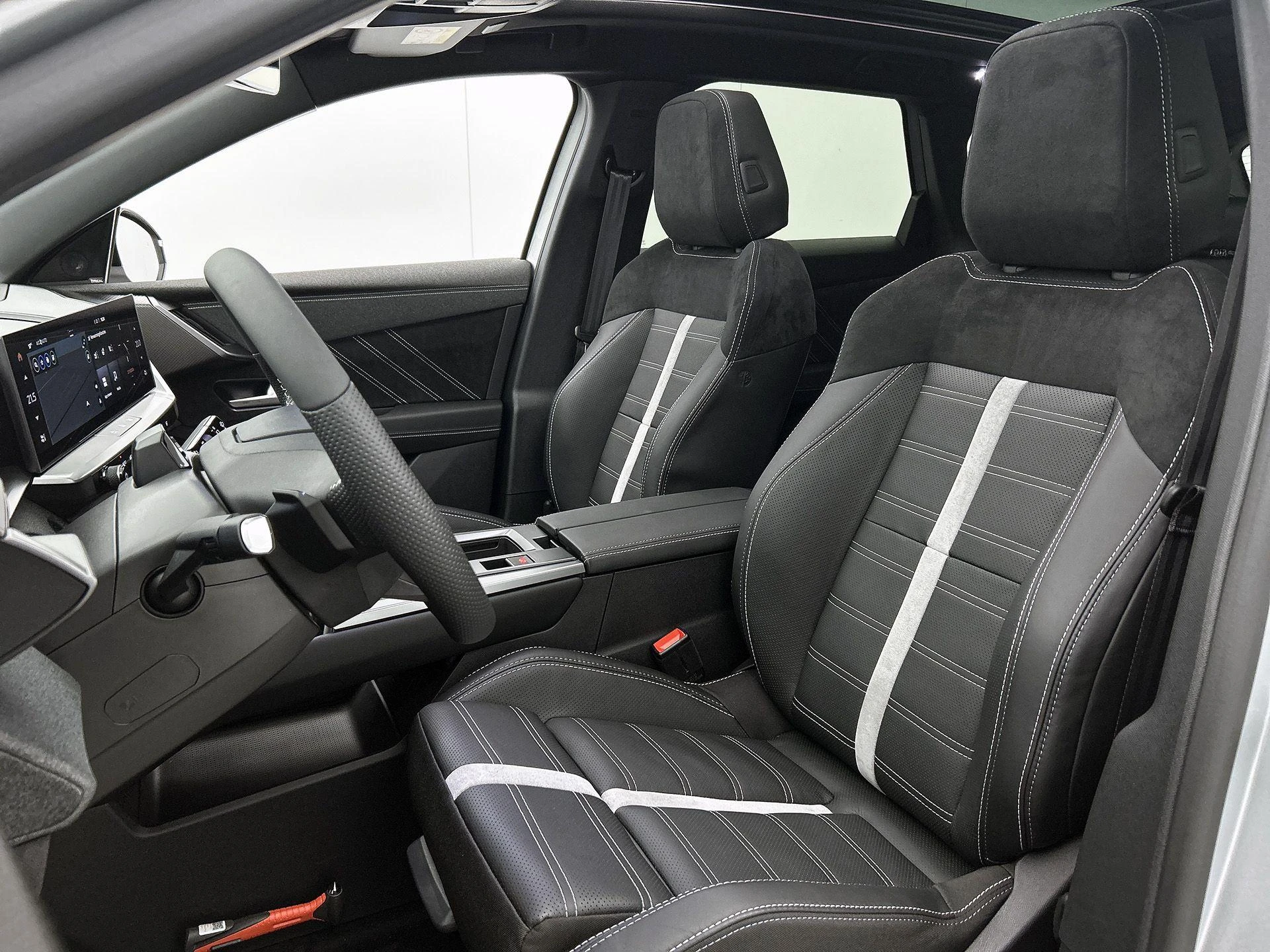 Opel-Grandland-image-39