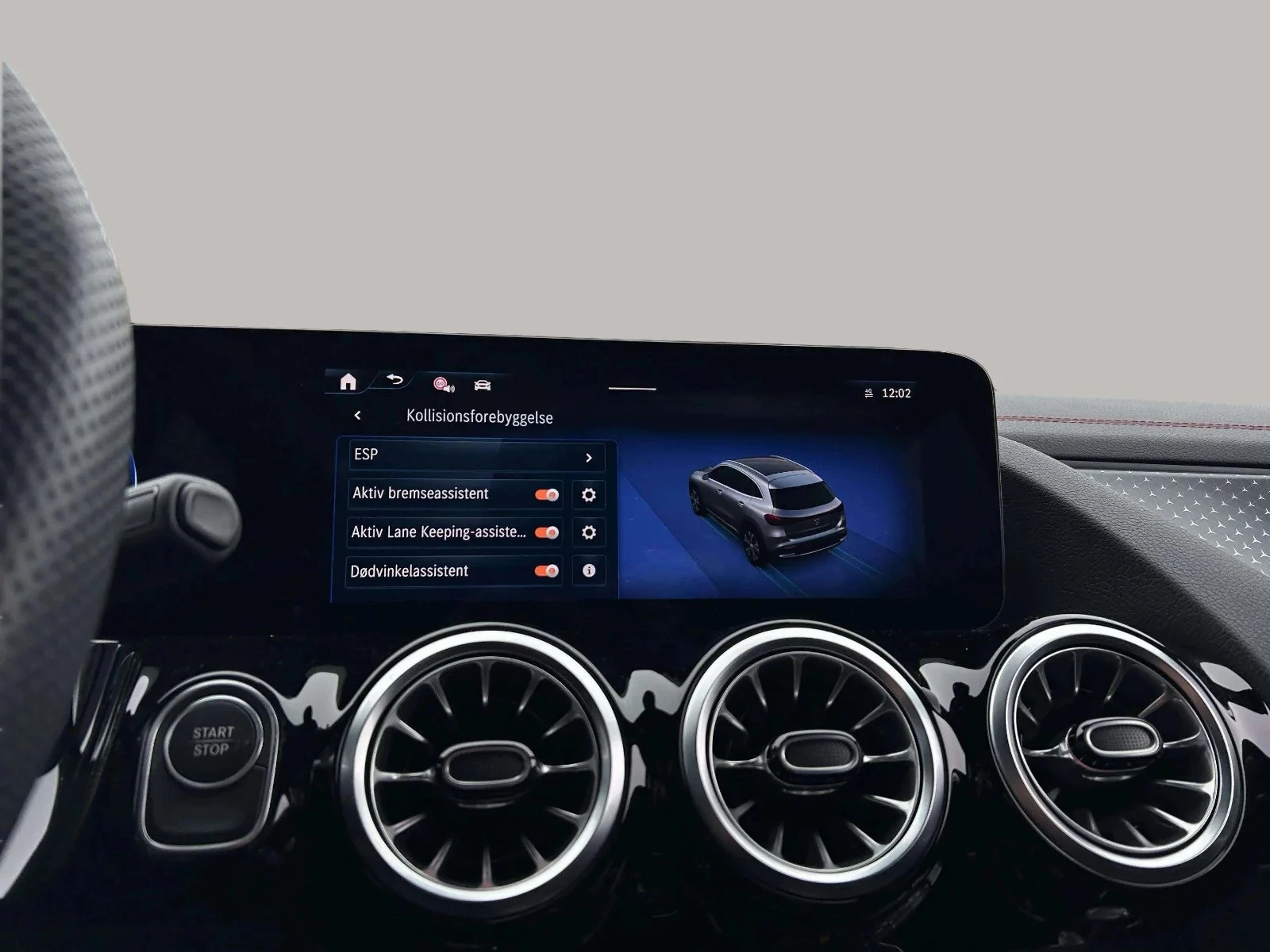 Mercedes-Benz-EQA-image-19