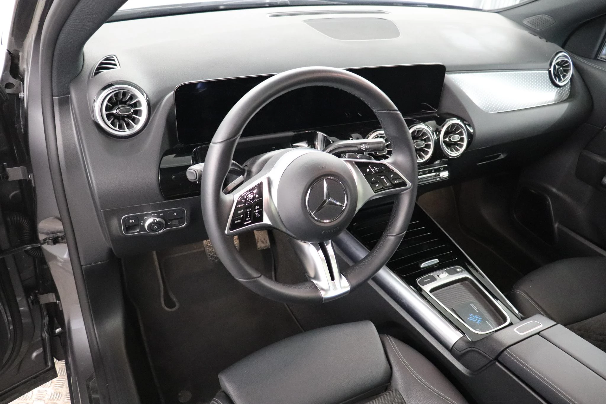 Mercedes-Benz EQA EQA 250+ Business Line