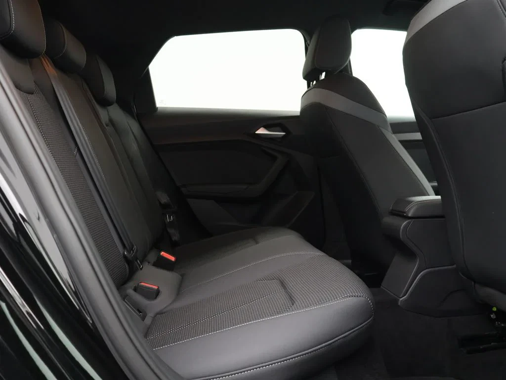 Audi-A1 Sportback-image-11