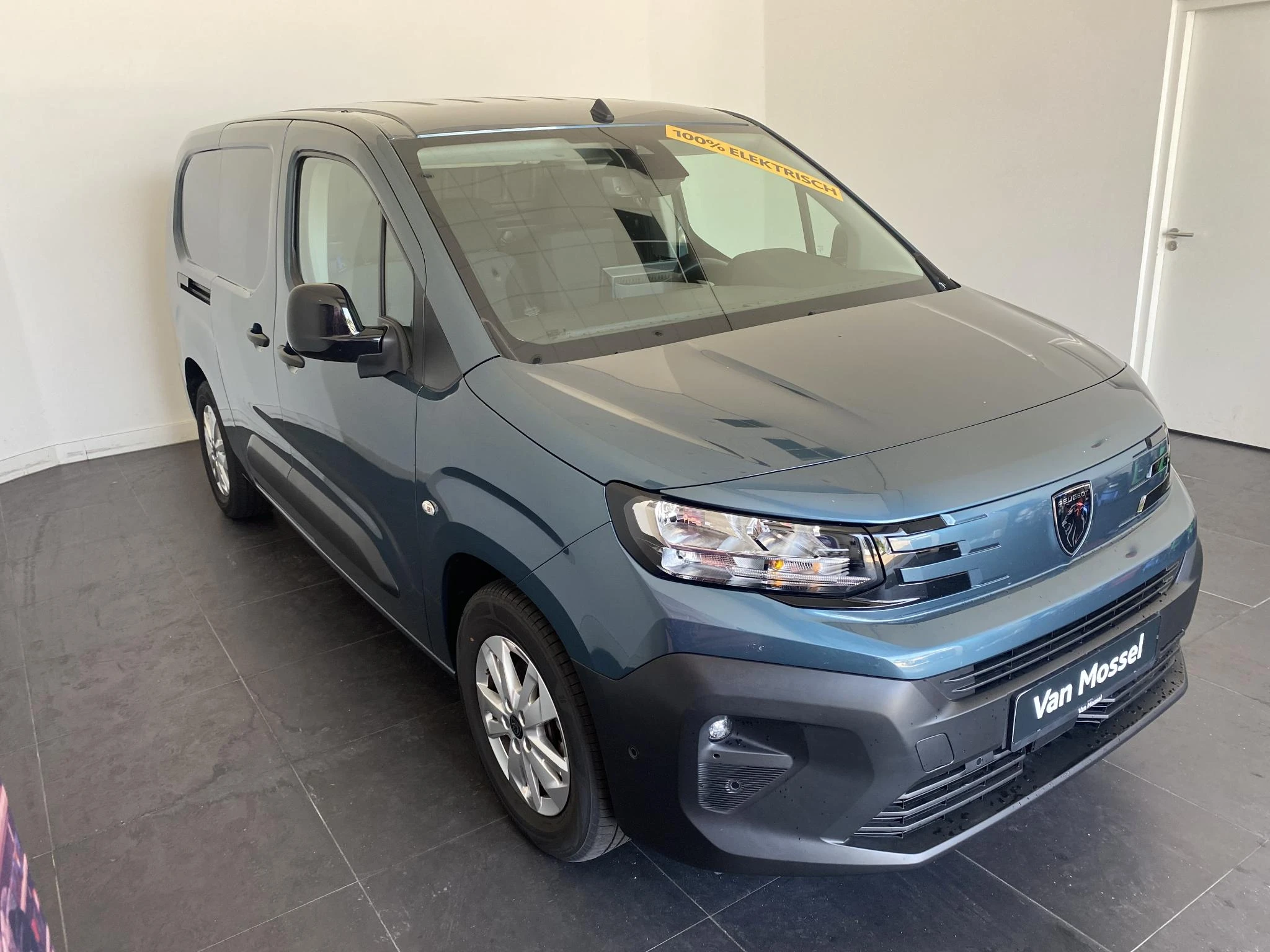 Peugeot-e-Partner-image-5