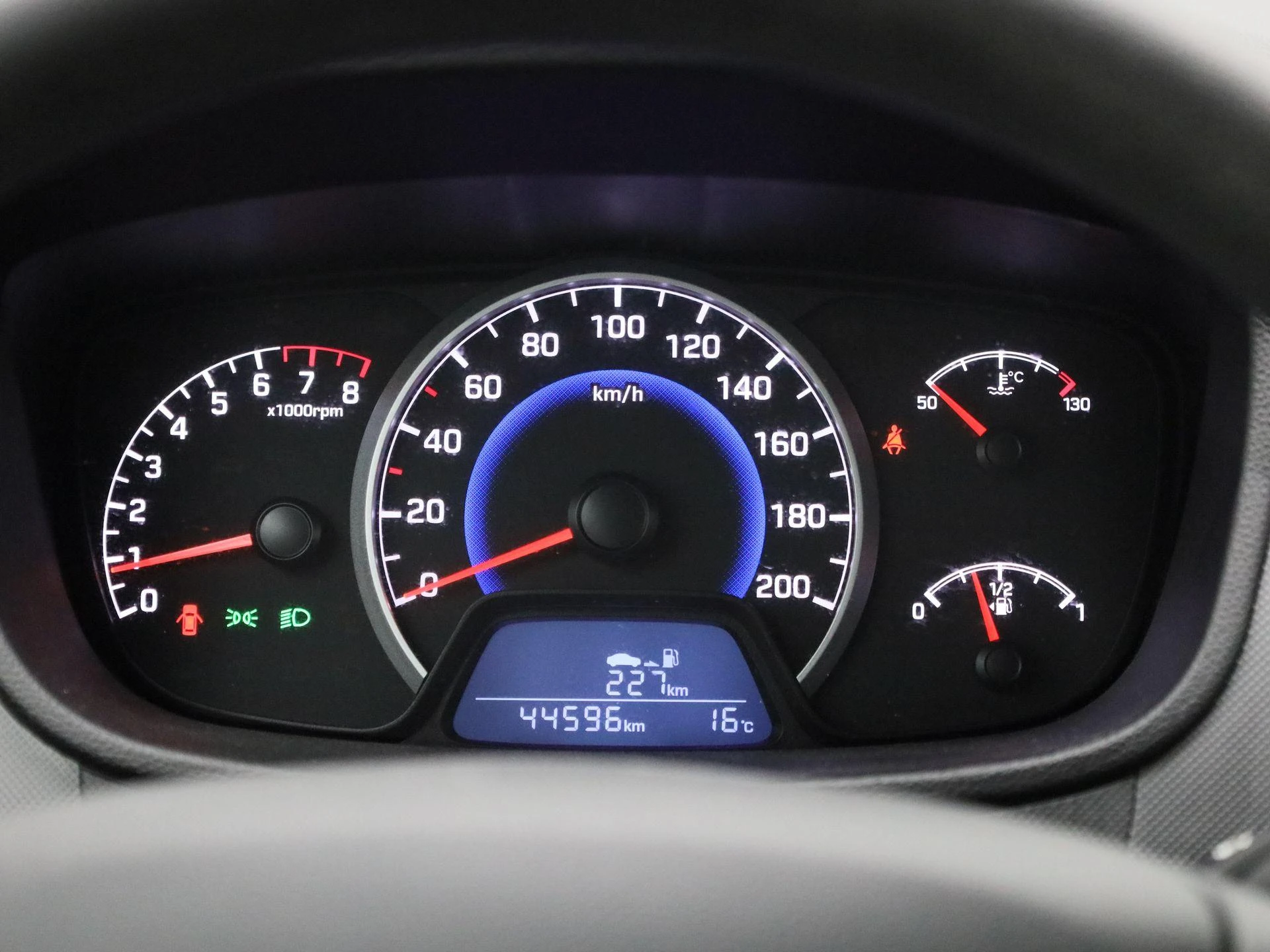 Hyundai-i10-image-7