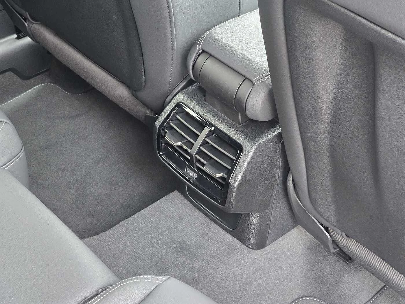 Audi-Q3-image-26