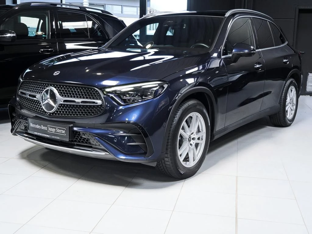 Mercedes-Benz-GLC 300 d-image-7