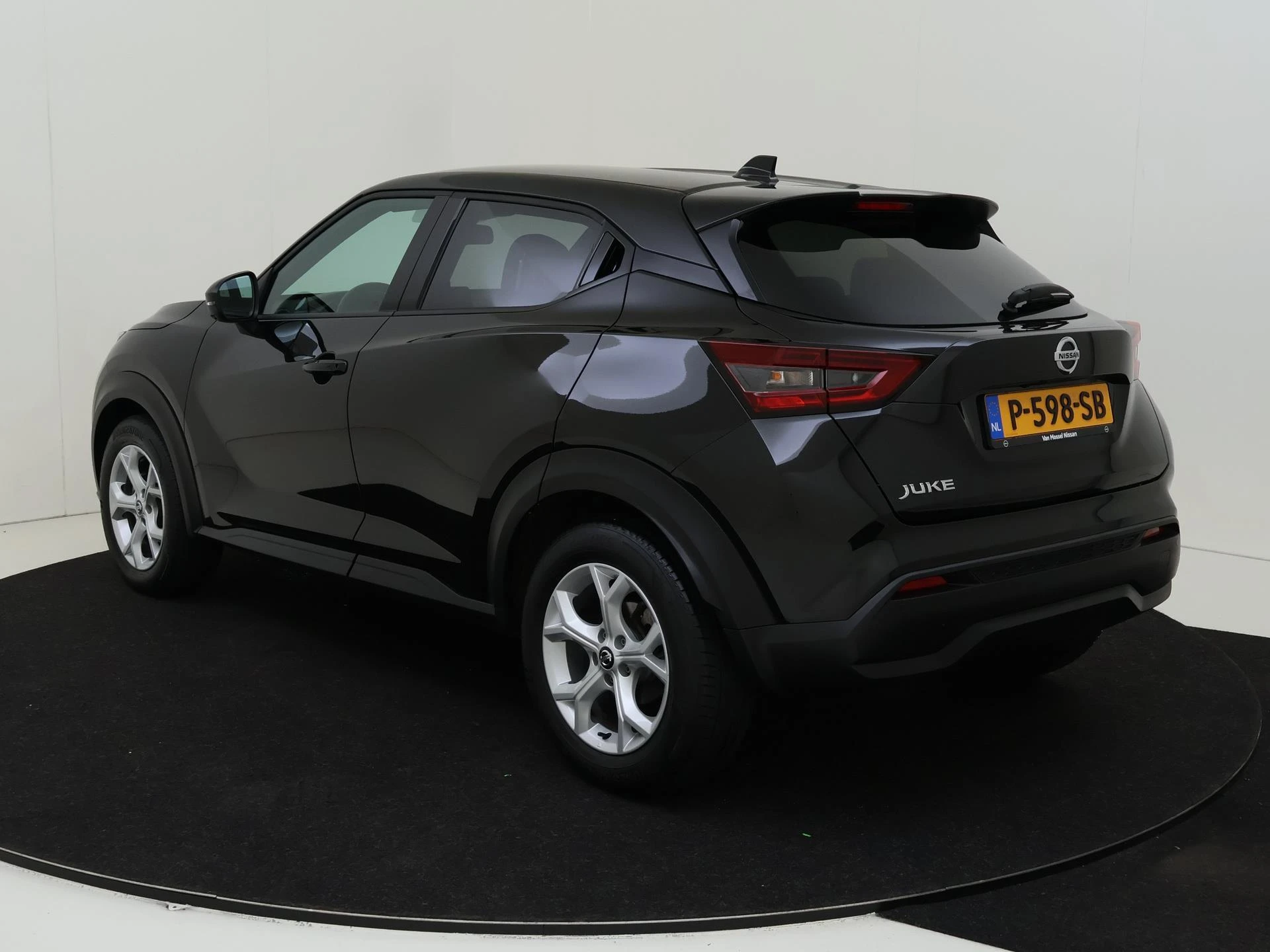 Nissan-Juke-image-3