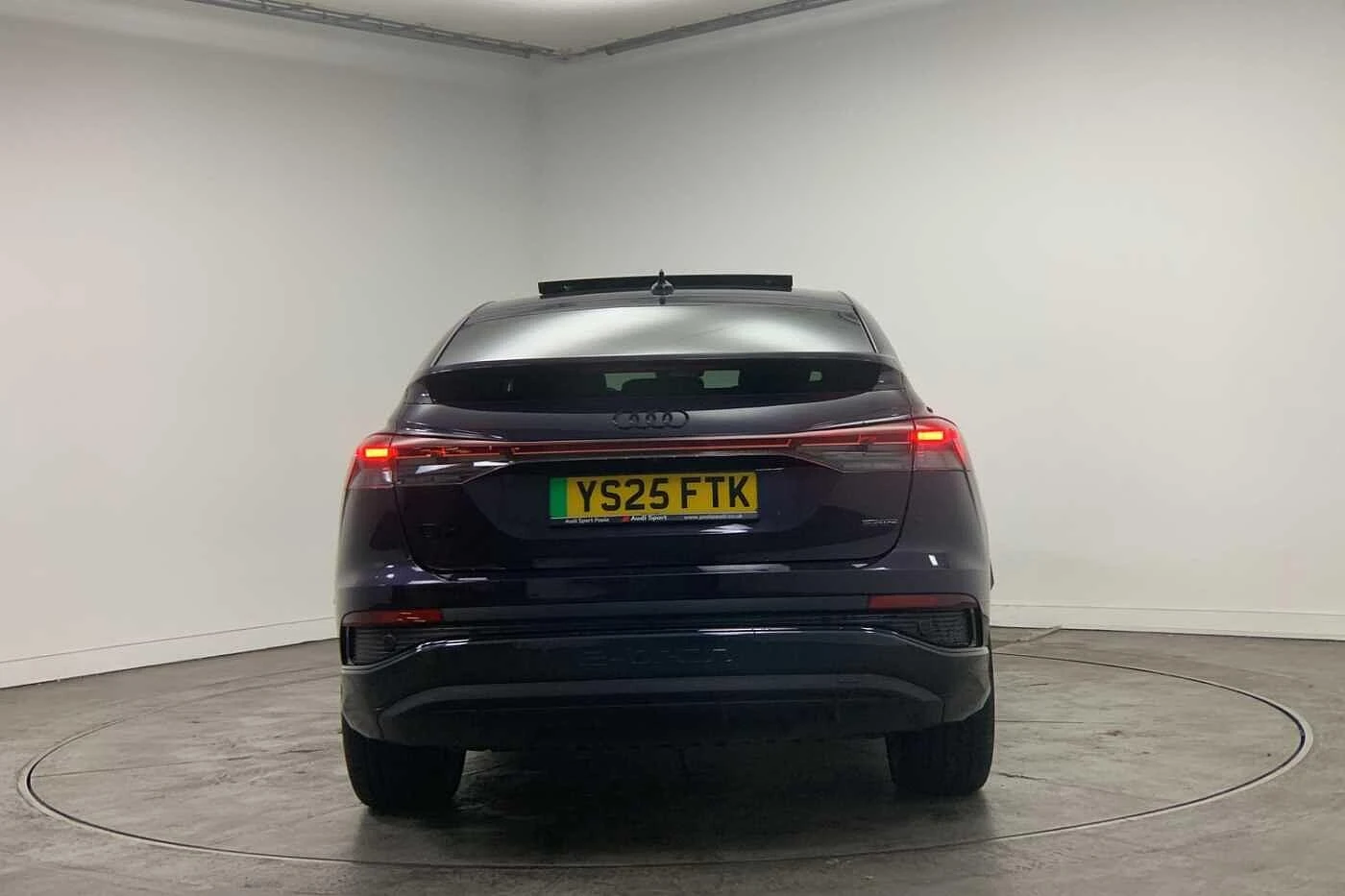Audi-Q4 Sportback e-tron-image-10