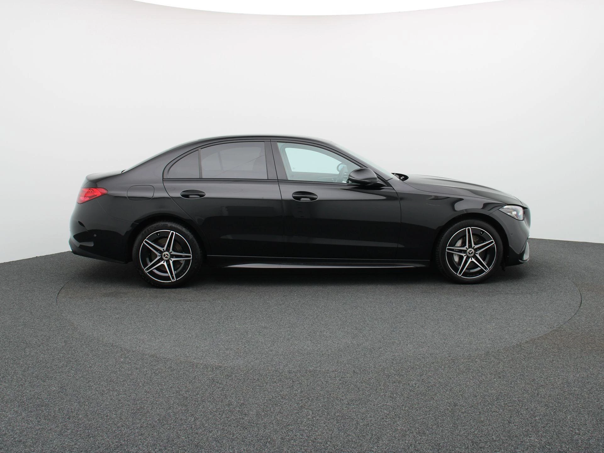 Mercedes-Benz C-Klasse 300 e AMG Line Berline + CARPLAY + LED + CAMERA + NIGHTPAKKET +