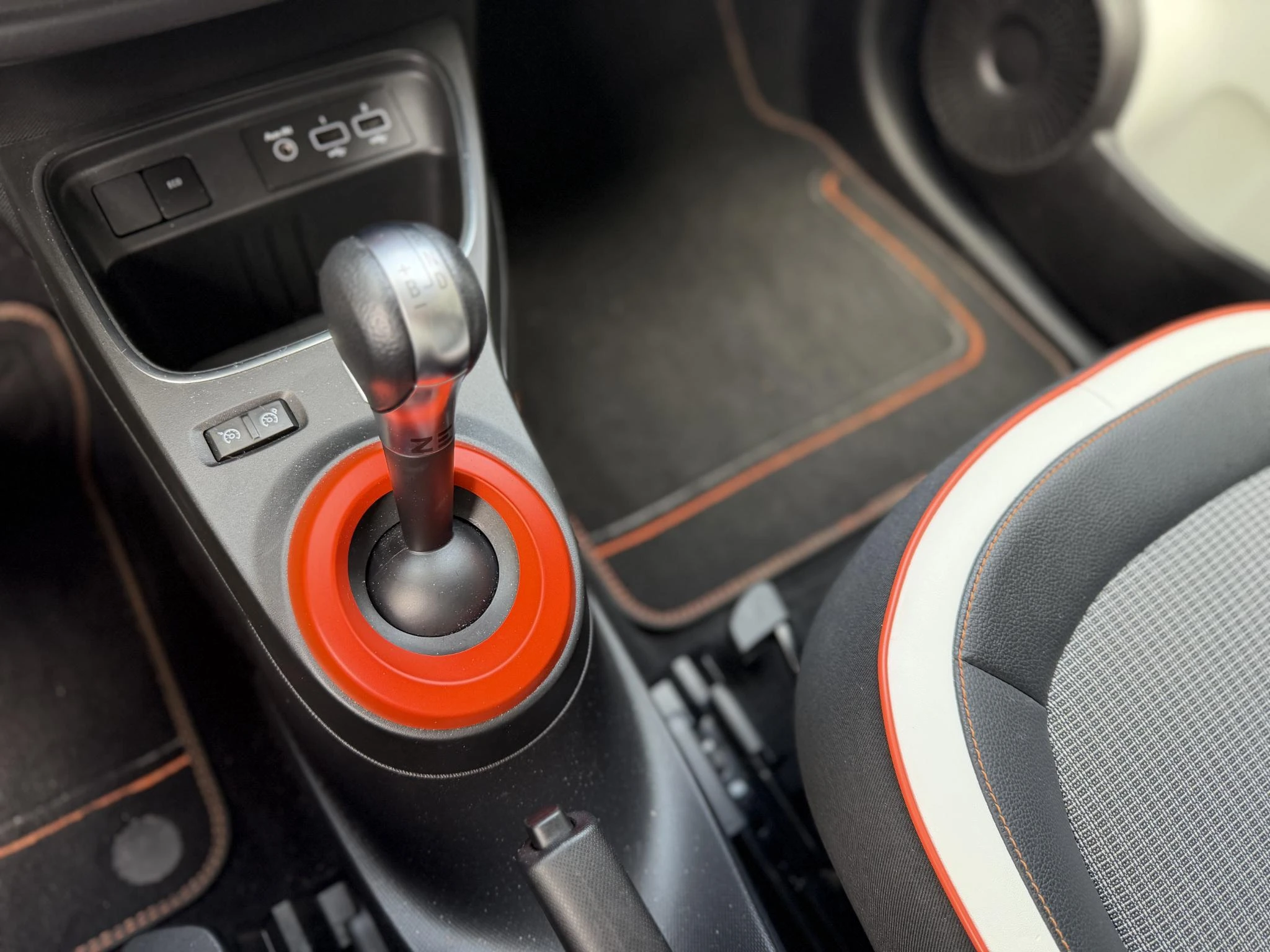 Renault Twingo Z.E. R80 Série Limitée Vibes