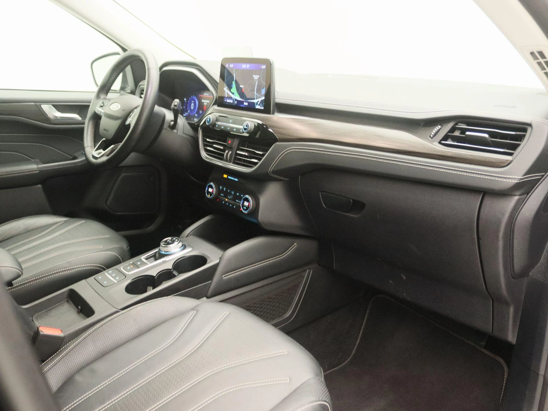 Ford-Kuga-image-23