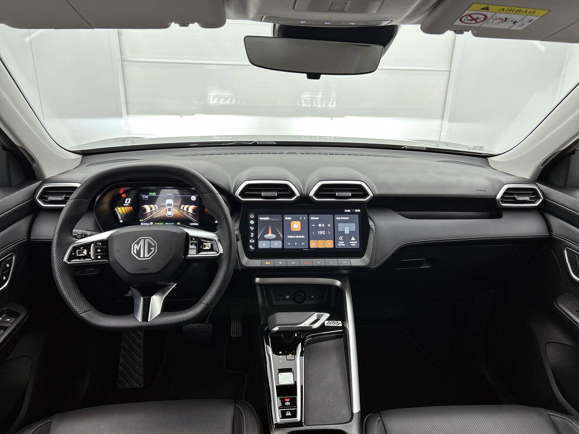 MG-ZS-image-19
