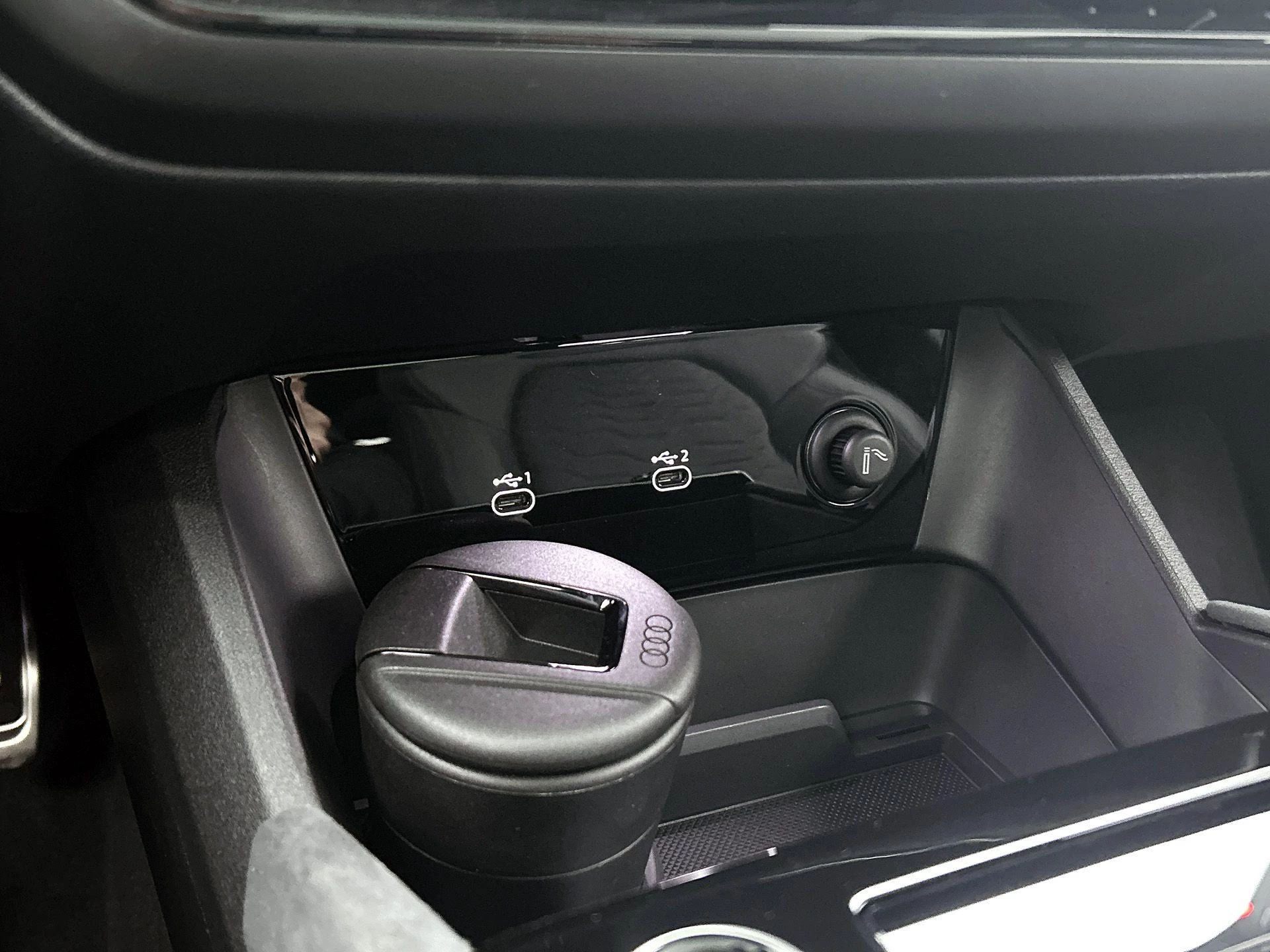 Audi-A6 Avant e-tron-image-39