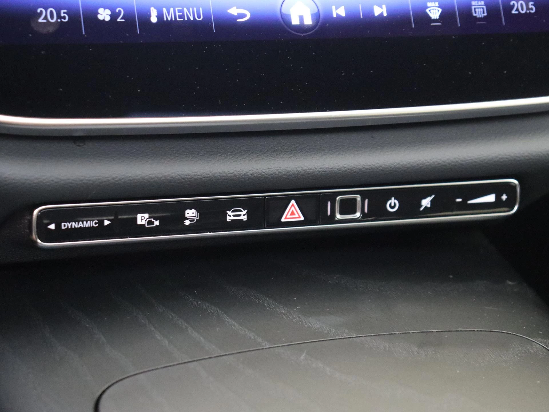 Mercedes-Benz-E-Klasse-image-19