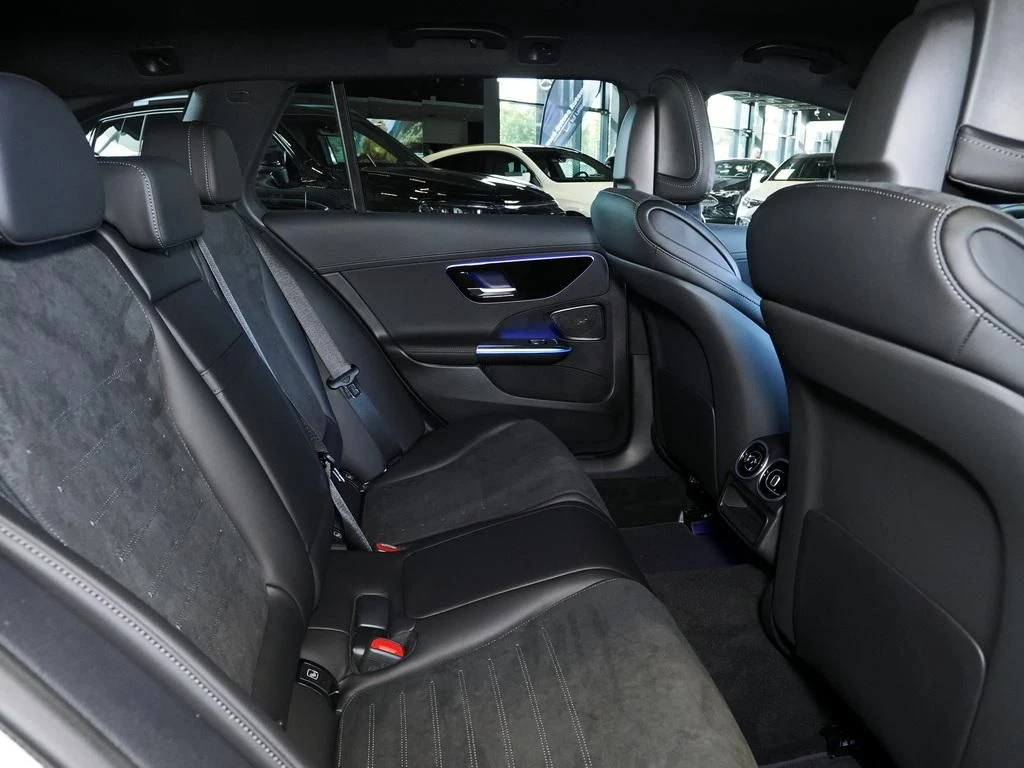 Mercedes-Benz-C-Klasse 180-image-14